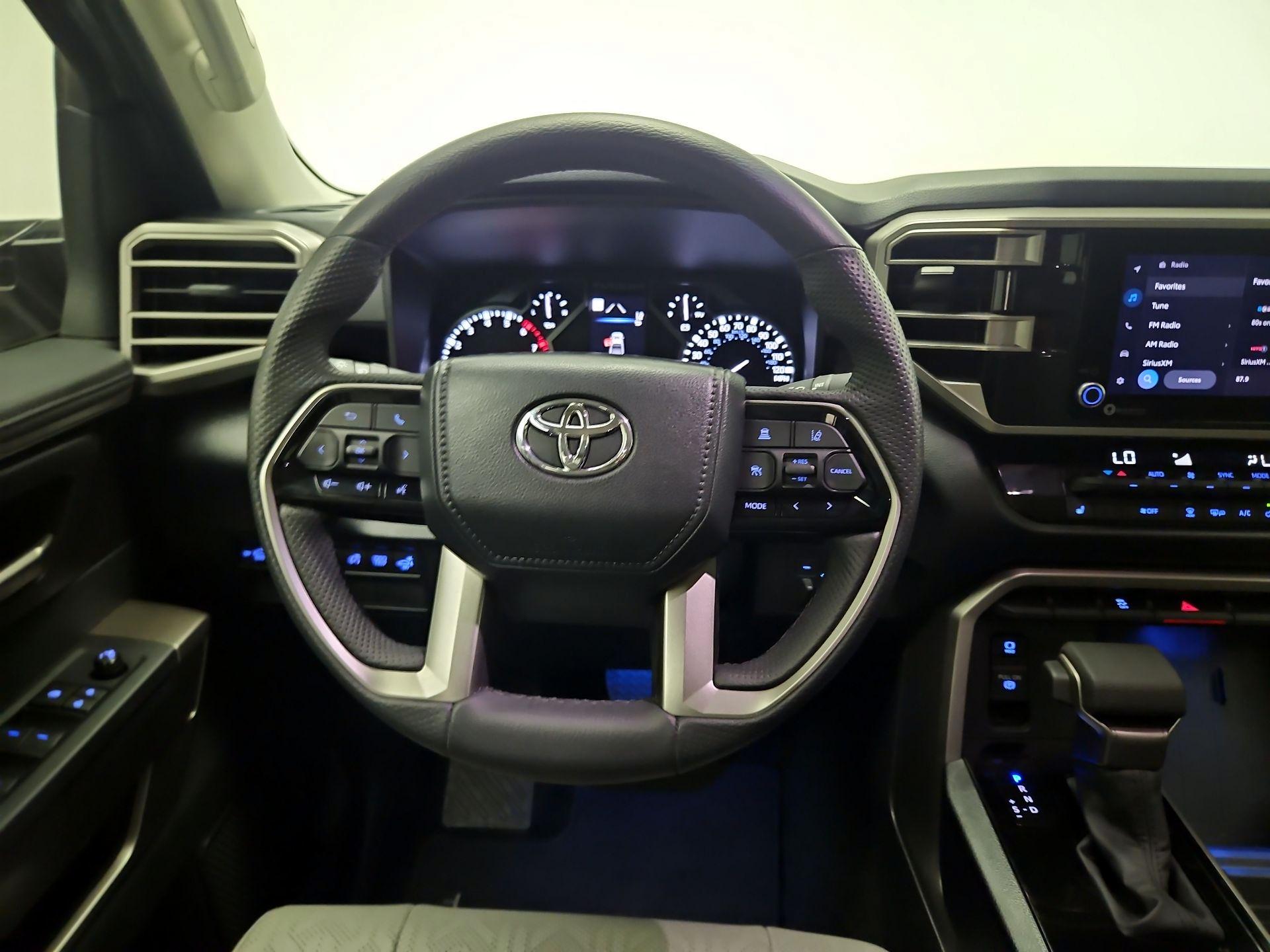 Thumbnail: 2024 Toyota Tundra - 10