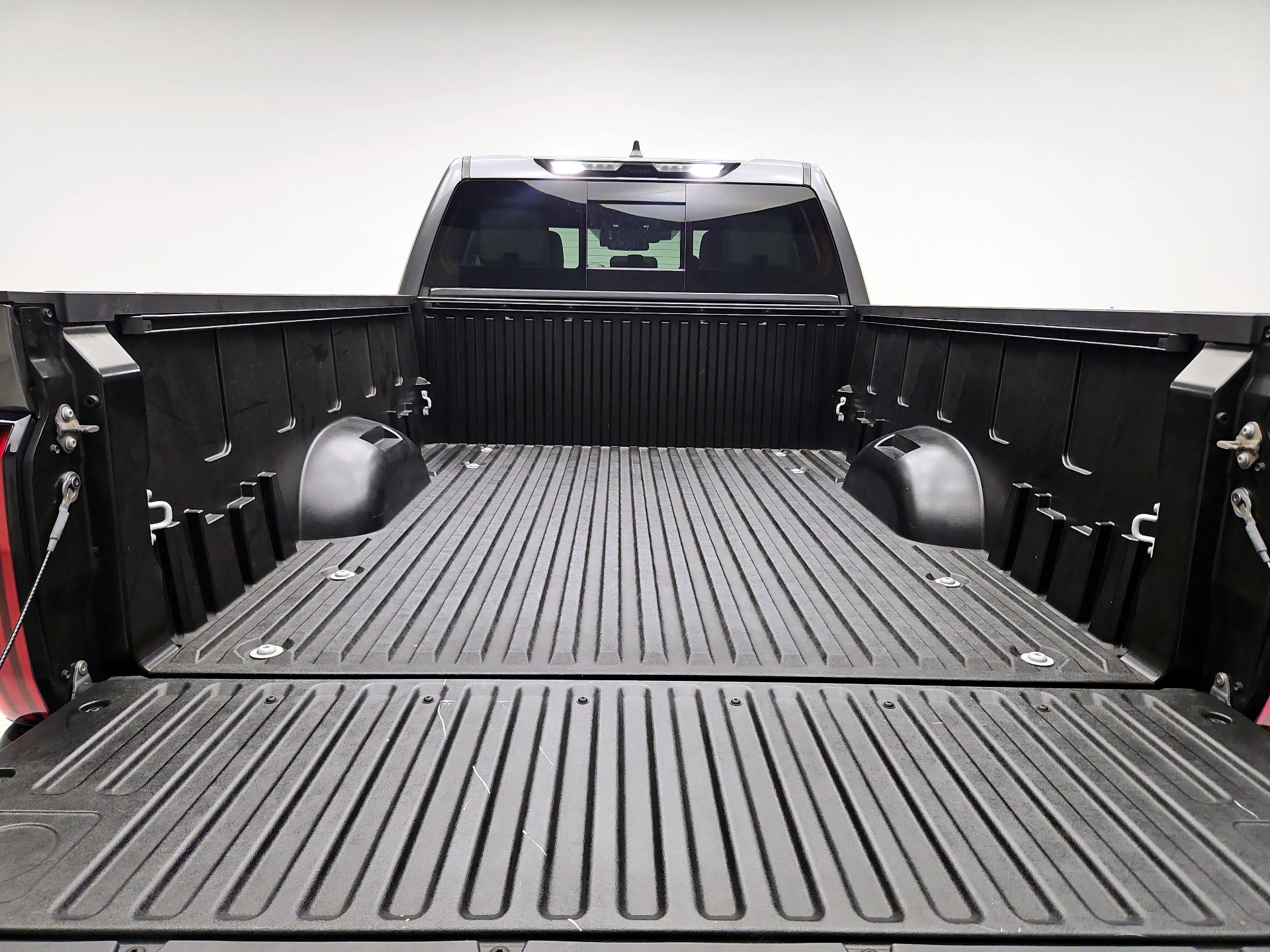 Thumbnail: 2024 Toyota Tundra - 20