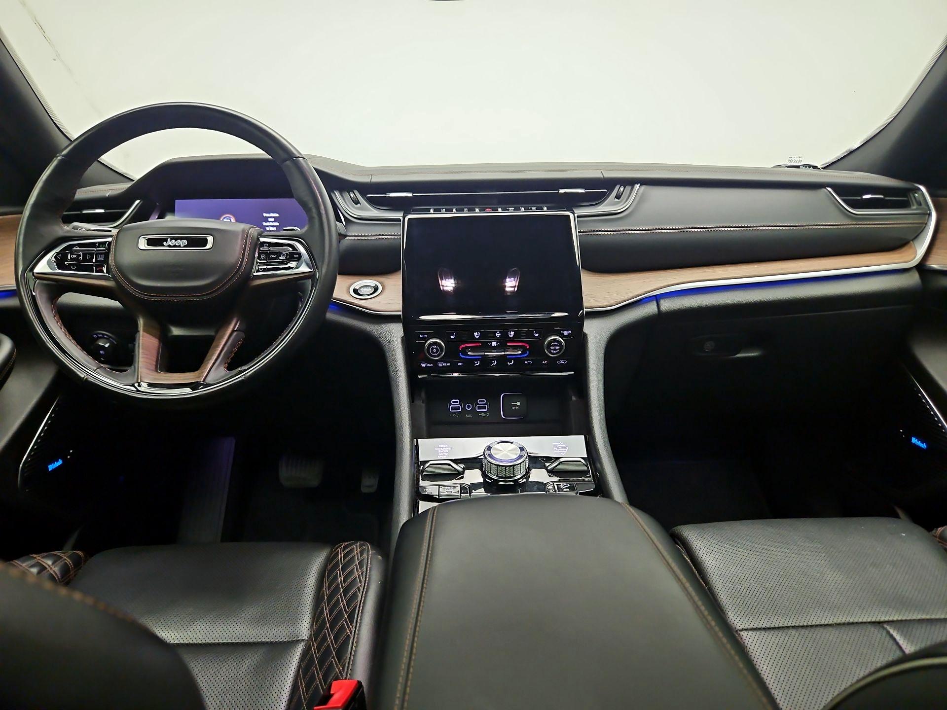 Thumbnail: 2022 Jeep Grand Cherokee L - 9