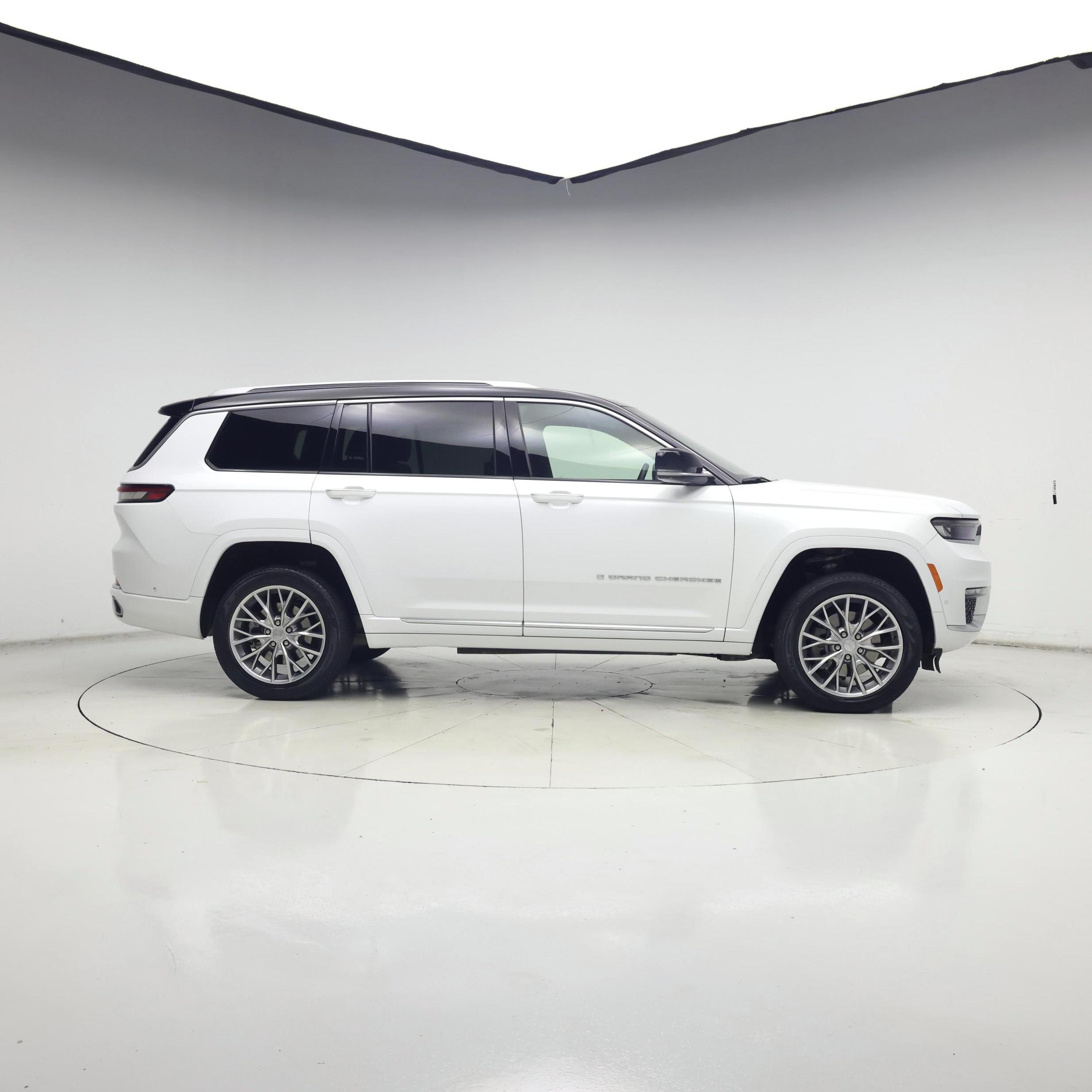 Thumbnail: 2022 Jeep Grand Cherokee L - 7