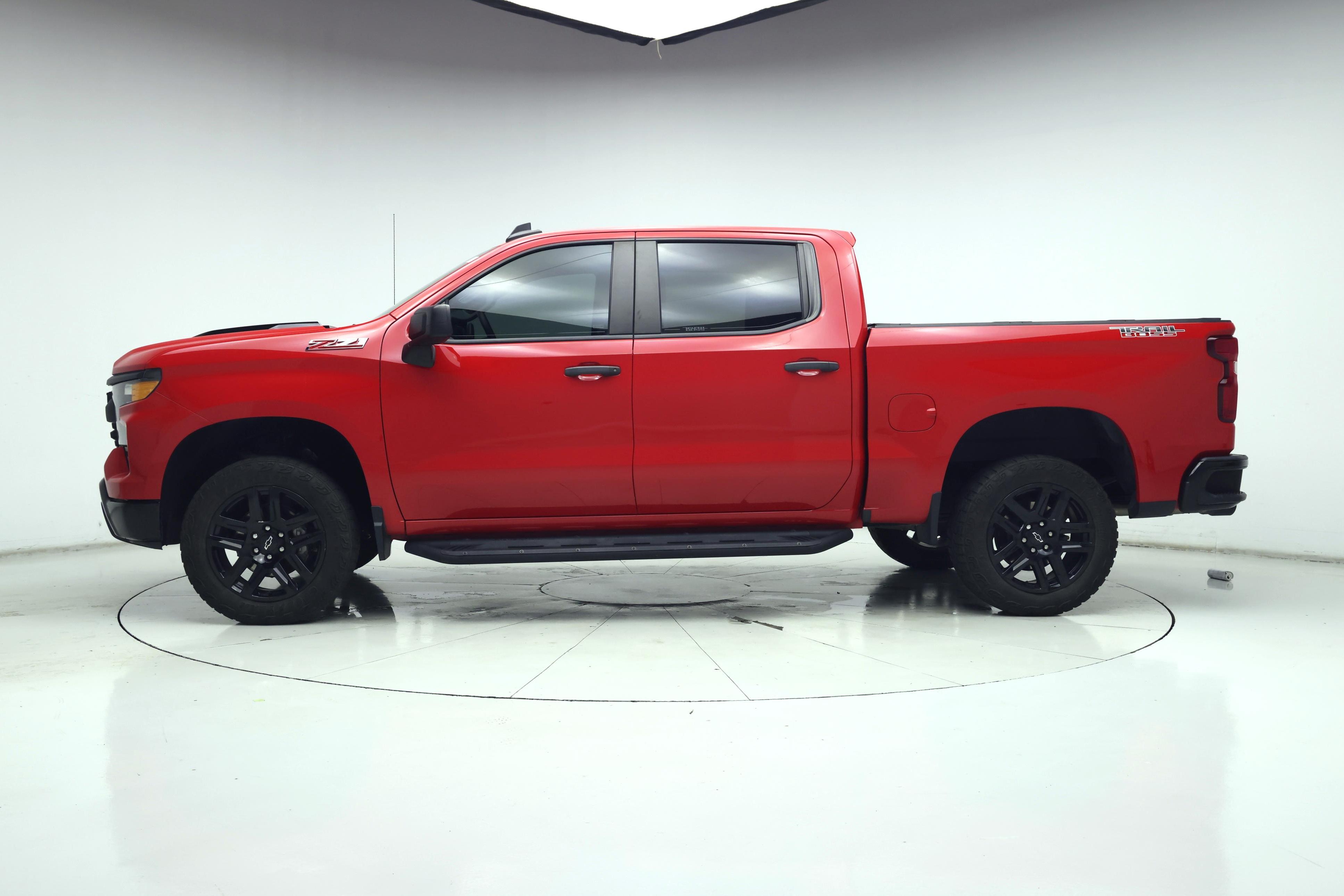 Thumbnail: 2023 Chevrolet Silverado 1500 - 3