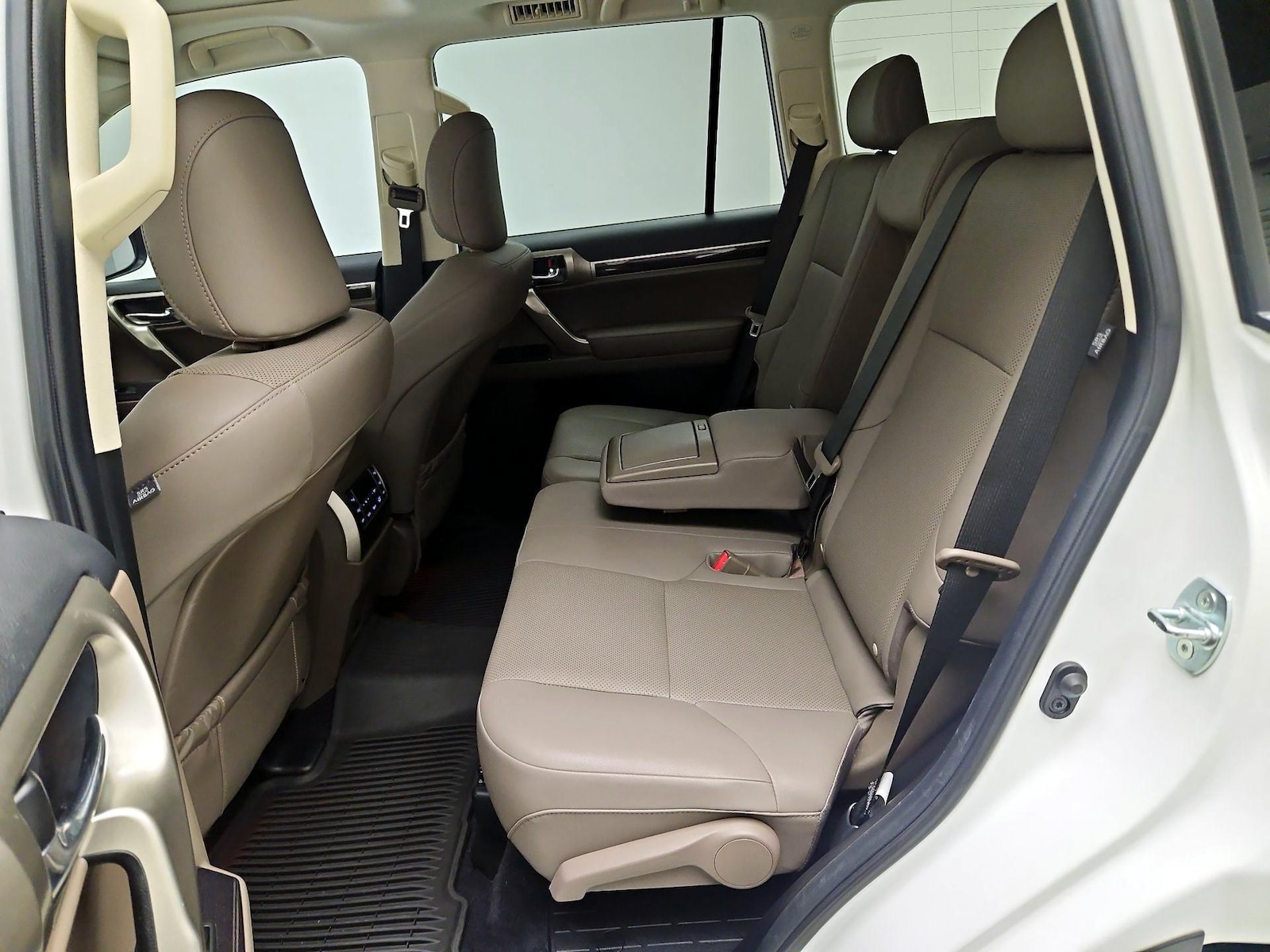 2021 Lexus GX Base - Photo 19