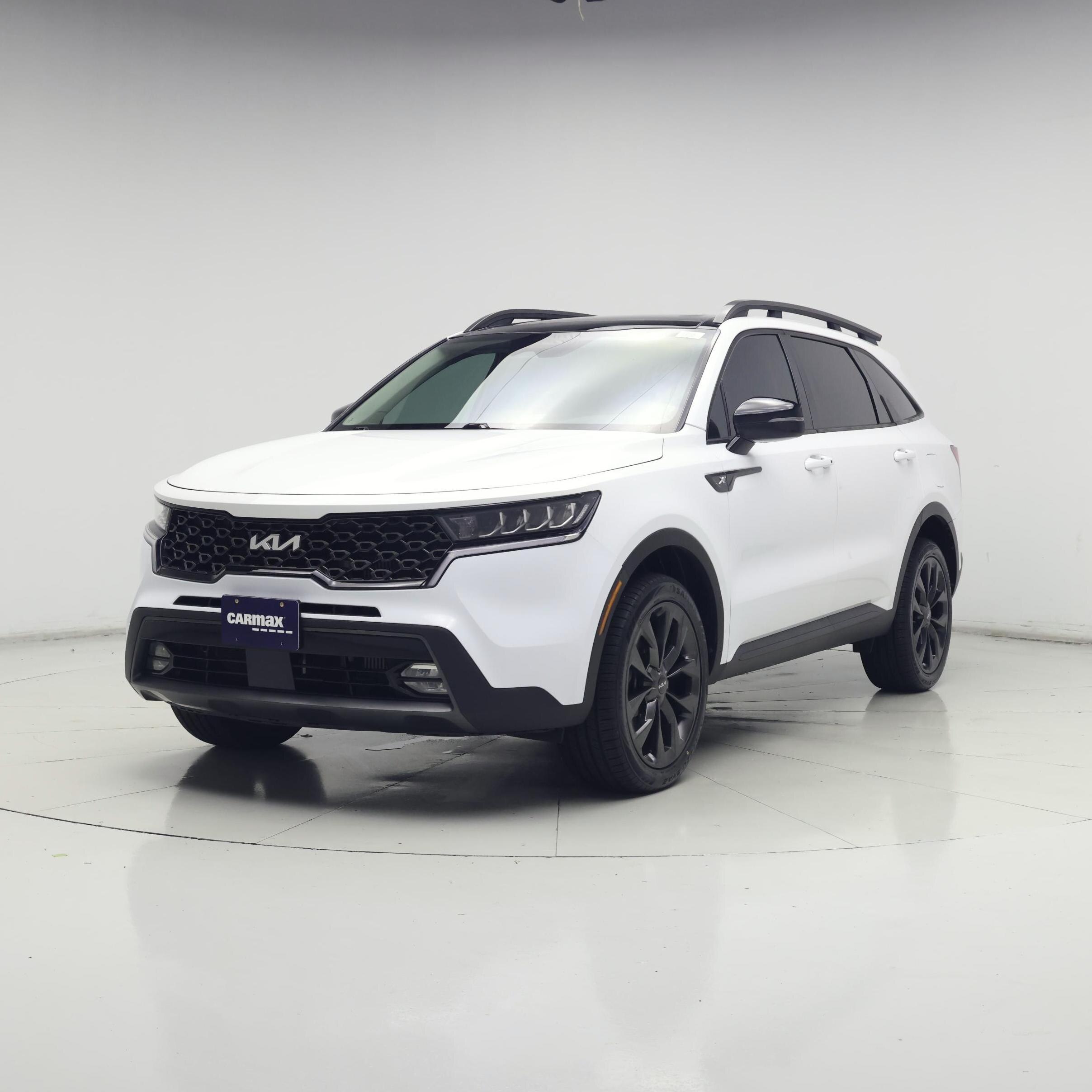 Thumbnail: 2023 Kia Sorento - 4