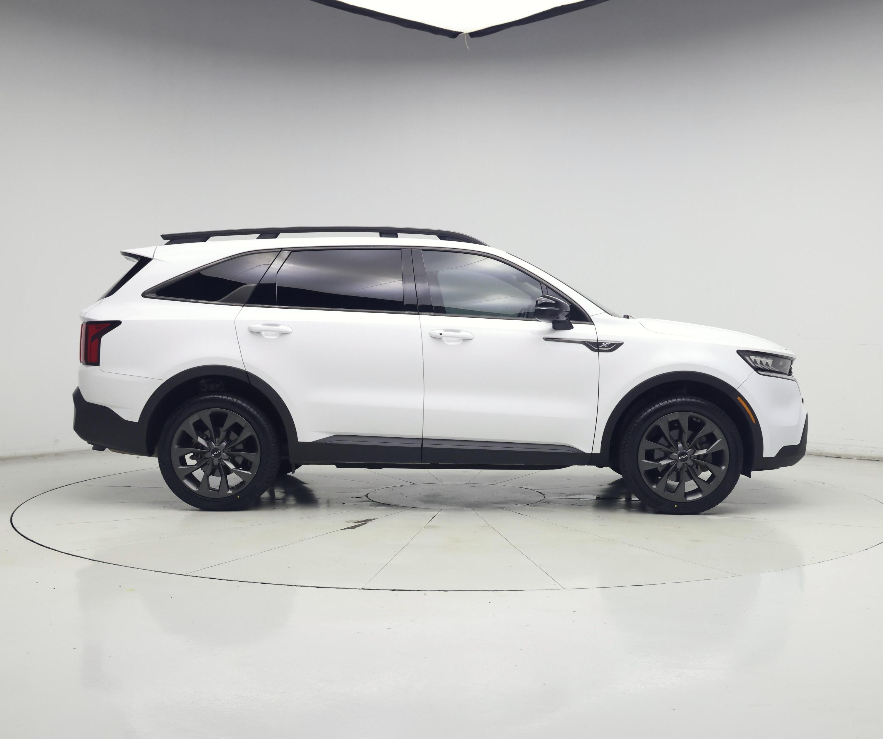 Thumbnail: 2023 Kia Sorento - 7