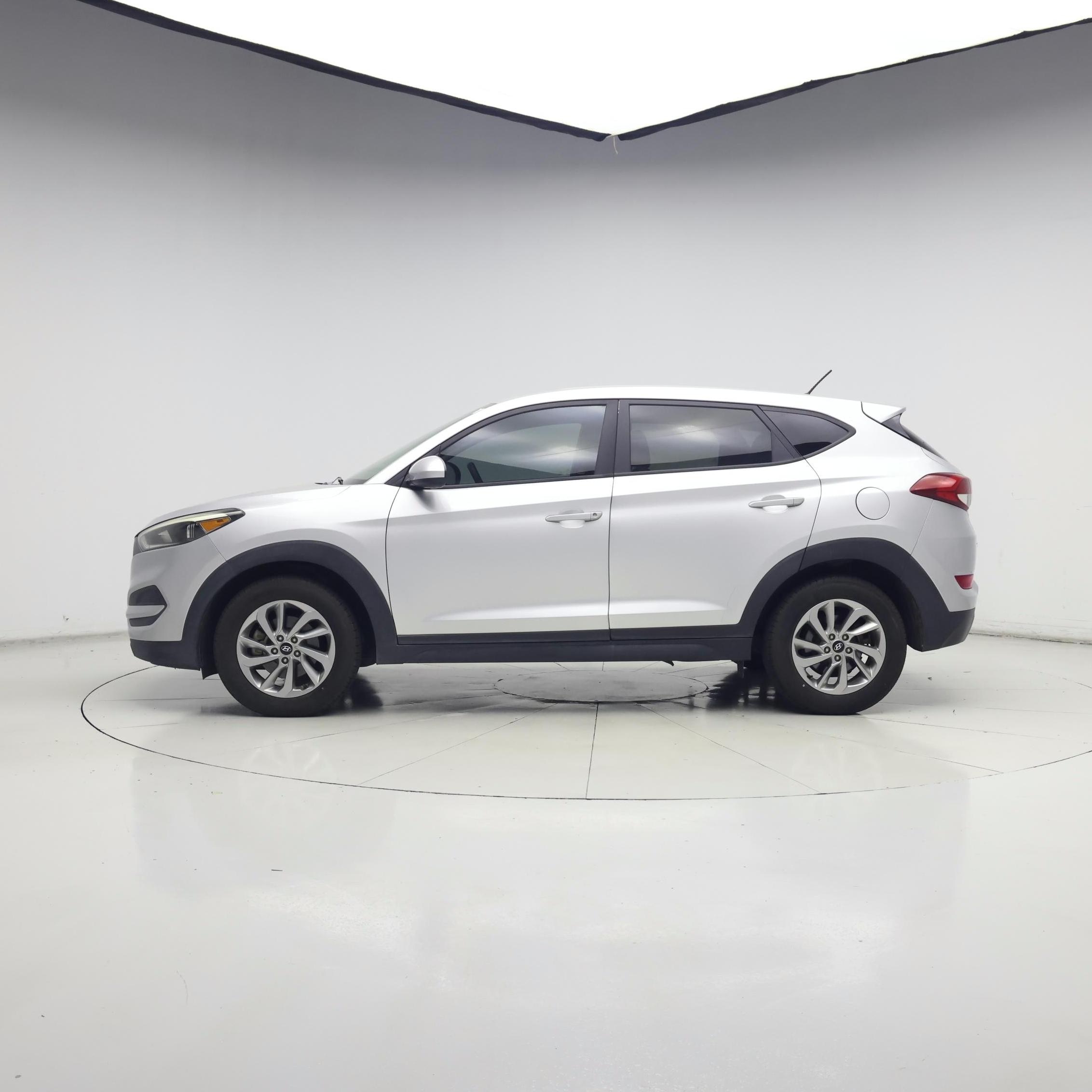 Thumbnail: 2018 Hyundai Tucson - 3