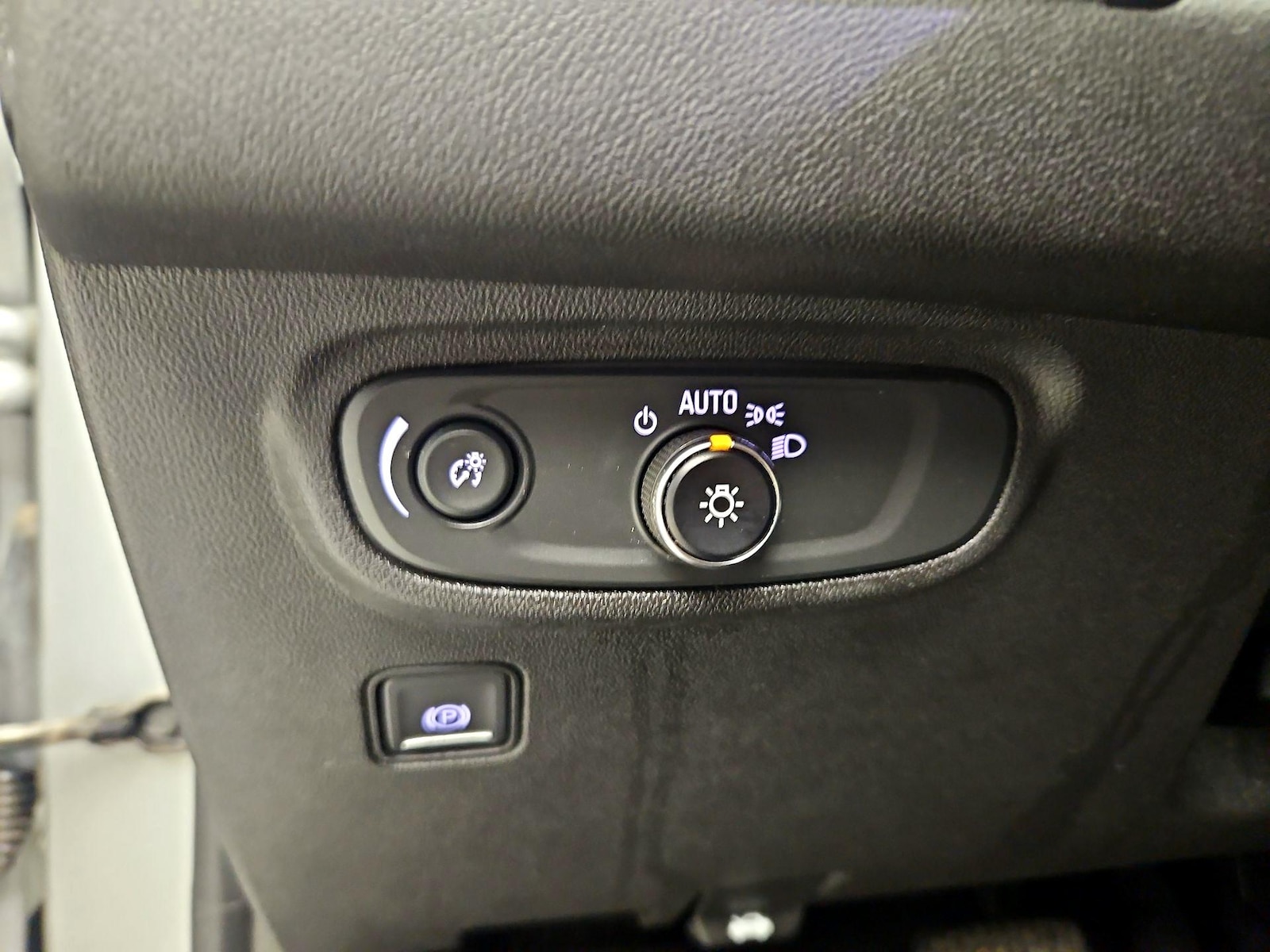 2022 GMC Terrain SLE - Photo 14