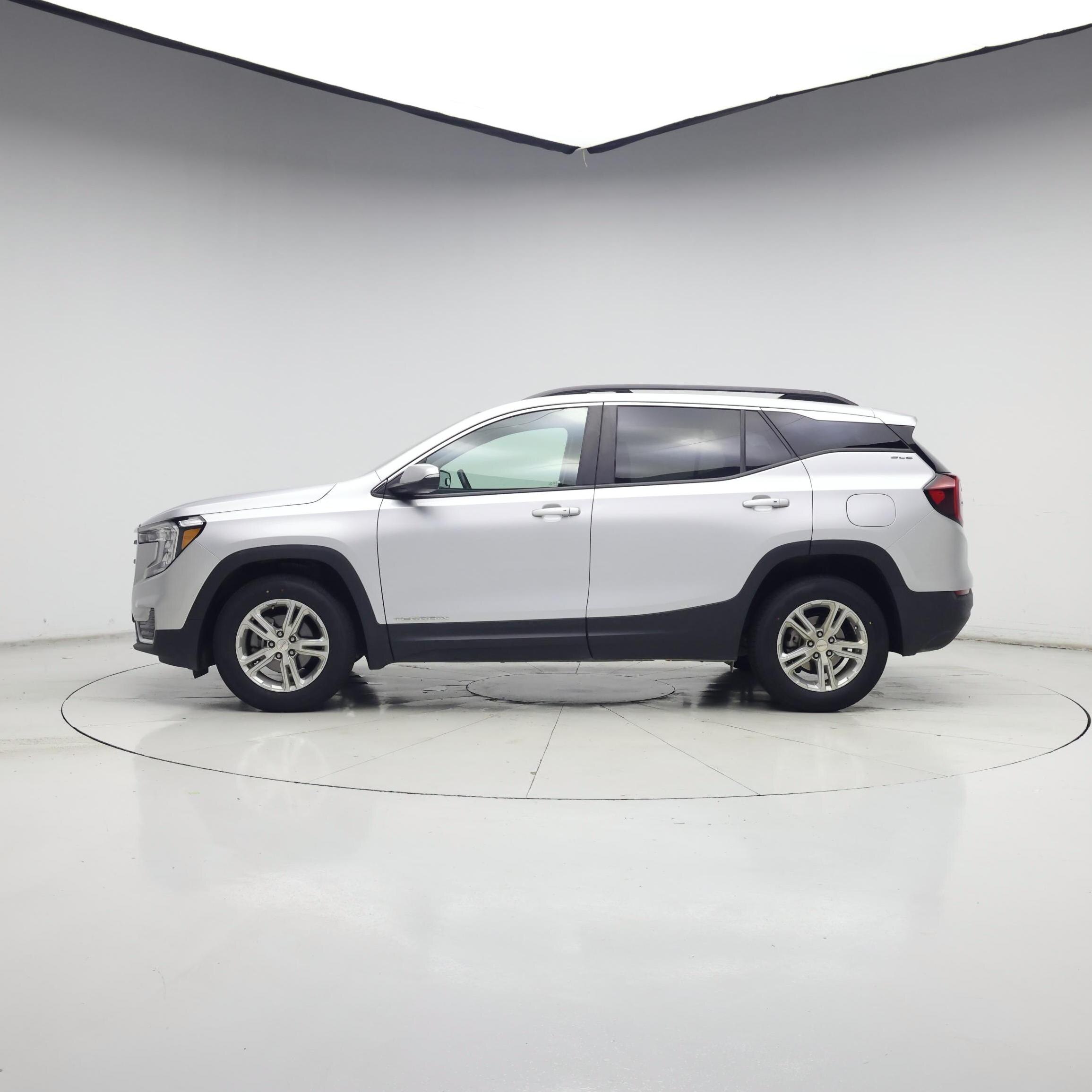 Thumbnail: 2022 GMC Terrain - 3