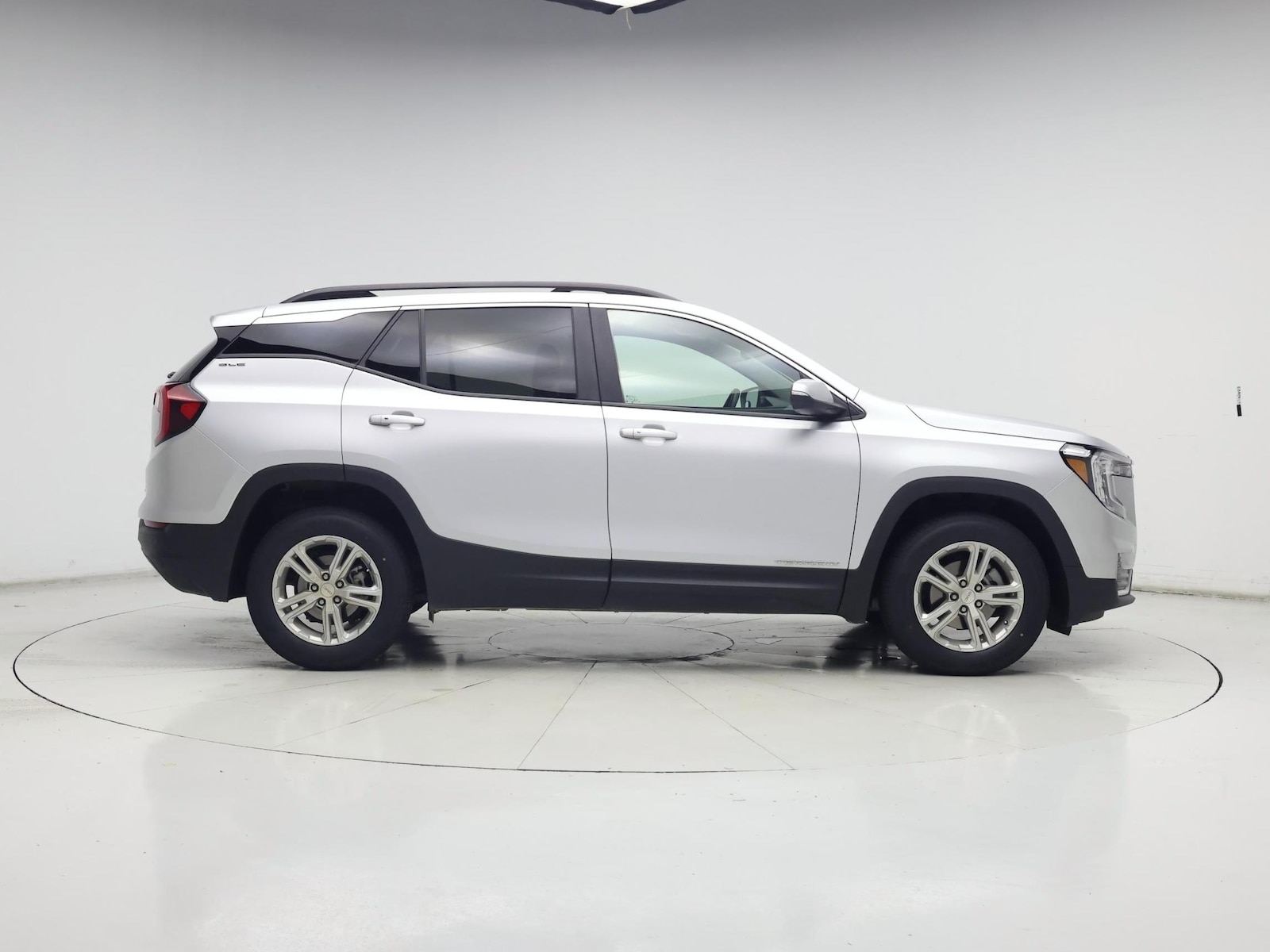 2022 GMC Terrain SLE - Photo 8