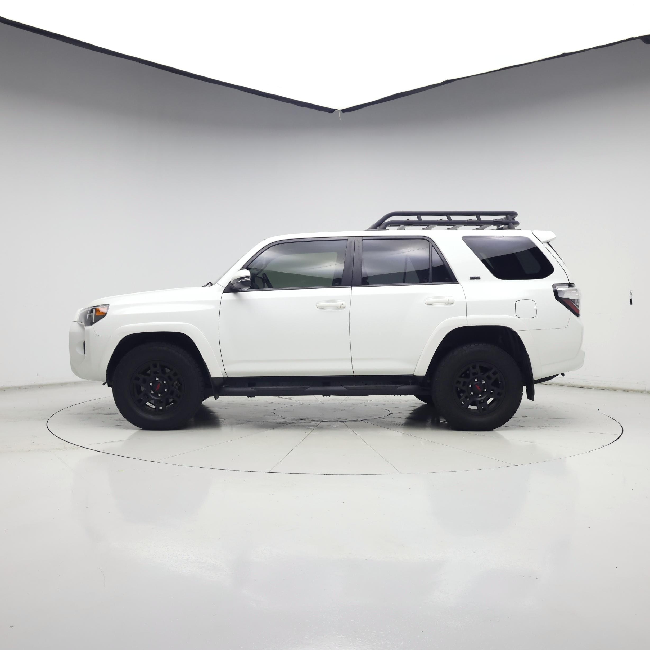 Thumbnail: 2023 Toyota 4Runner - 3