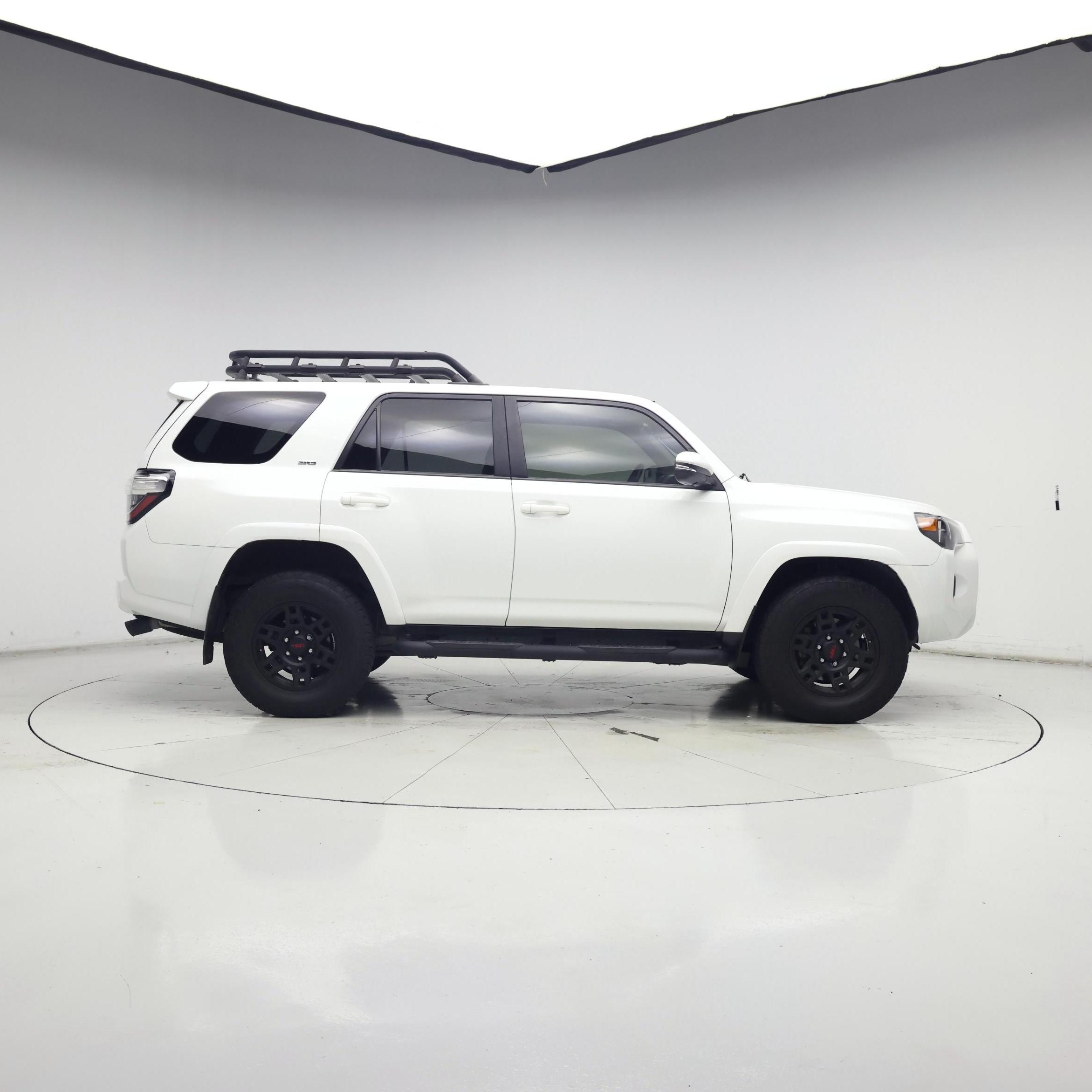 Thumbnail: 2023 Toyota 4Runner - 7
