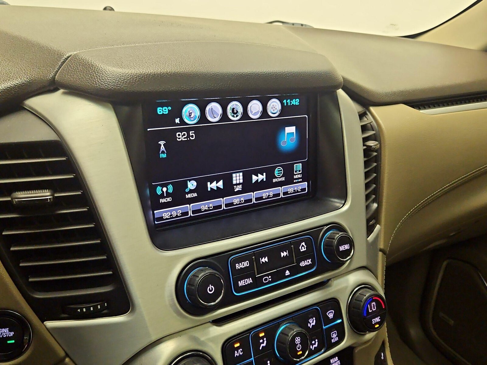2017 GMC Yukon SLT, photo 17