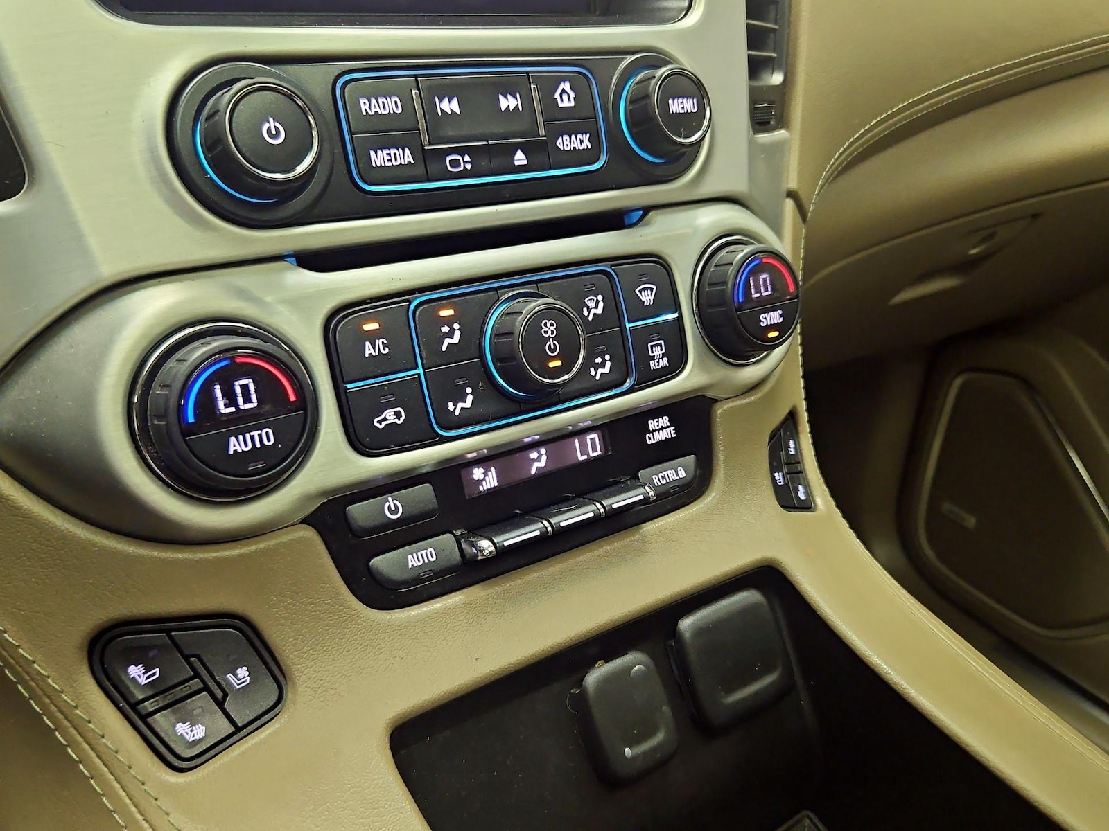 2017 GMC Yukon SLT, photo 18