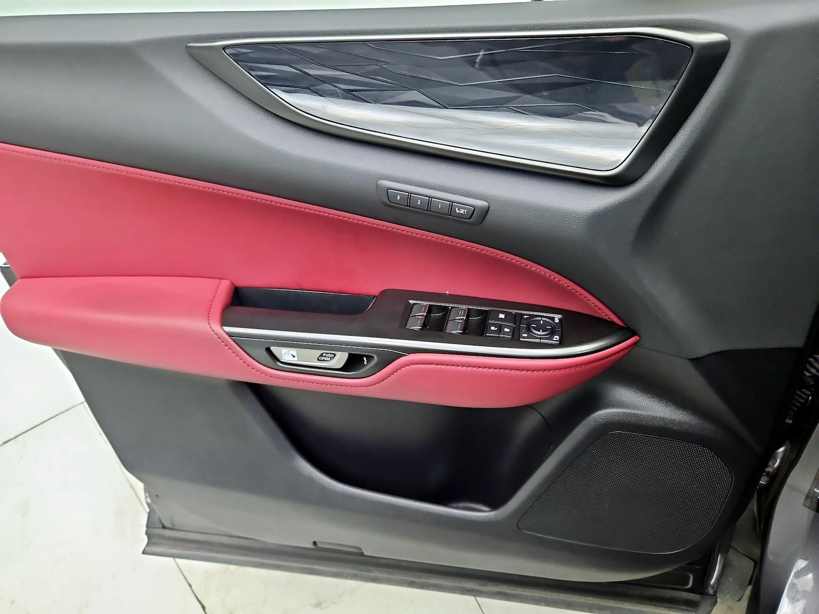 2024 Lexus NX 350 - Photo 13