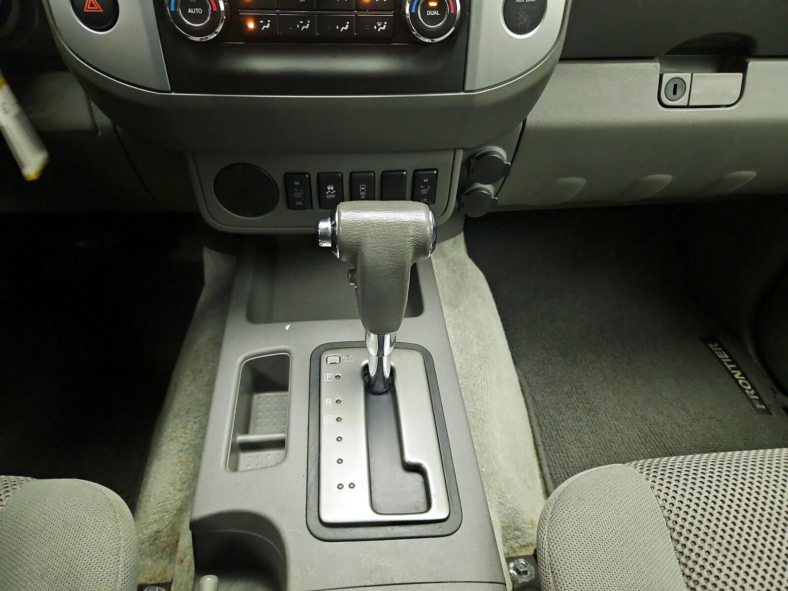 2016 Nissan Frontier SV, photo 17