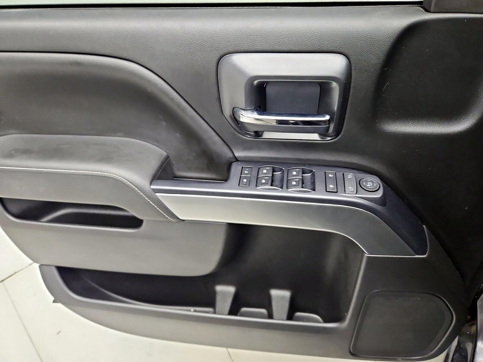 2015 Chevrolet Silverado 1500 LT - Photo 13