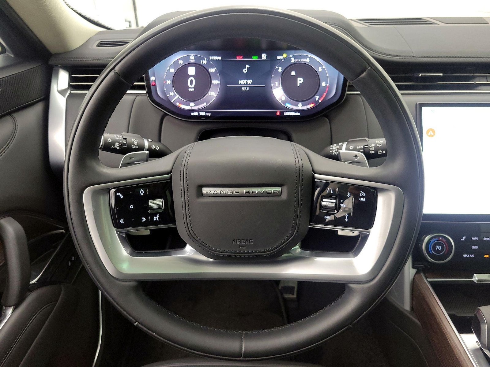 2023 Land Rover Range Rover SE - Photo 11