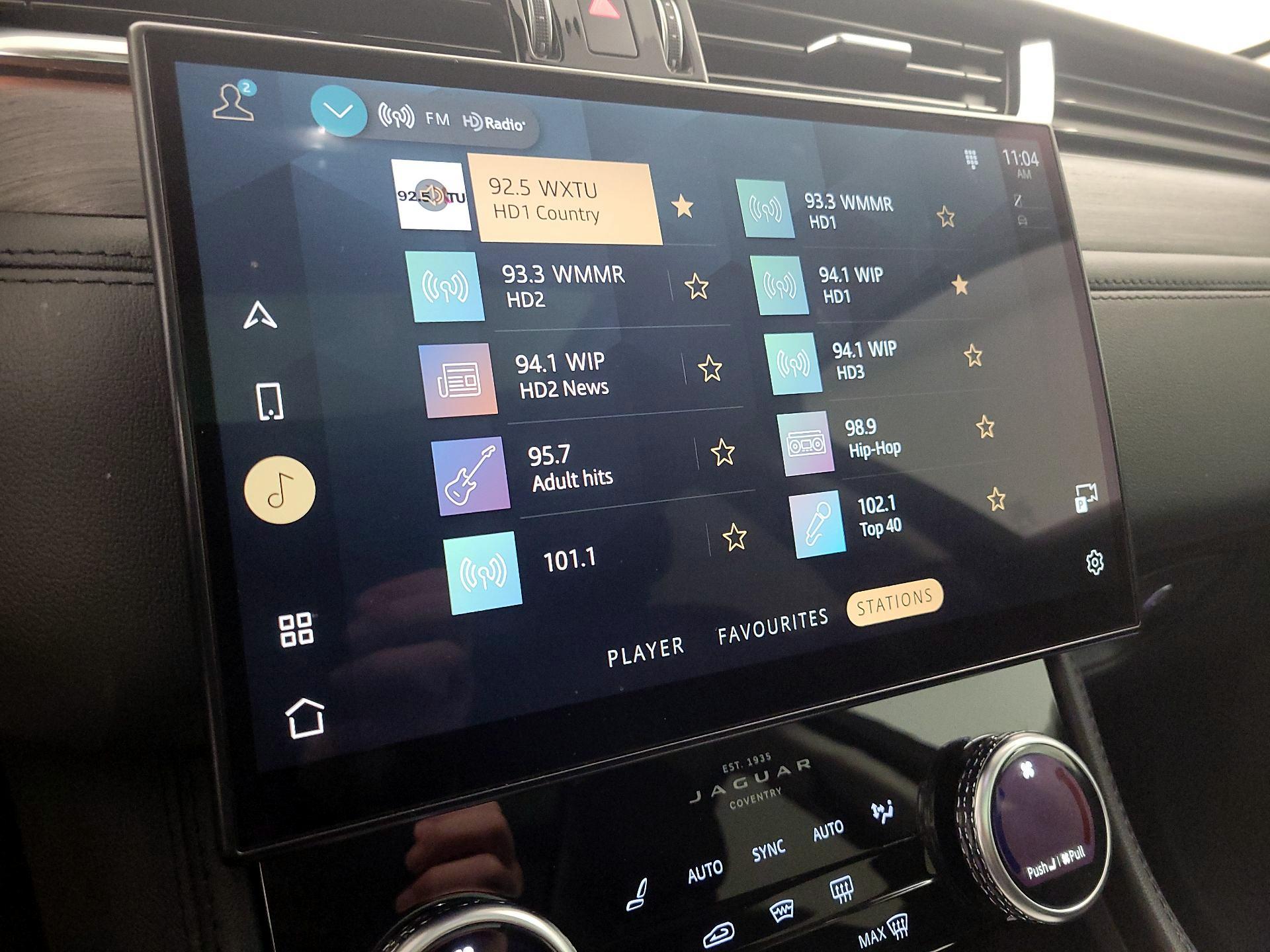 Thumbnail: 2021 Jaguar F-Pace - 16