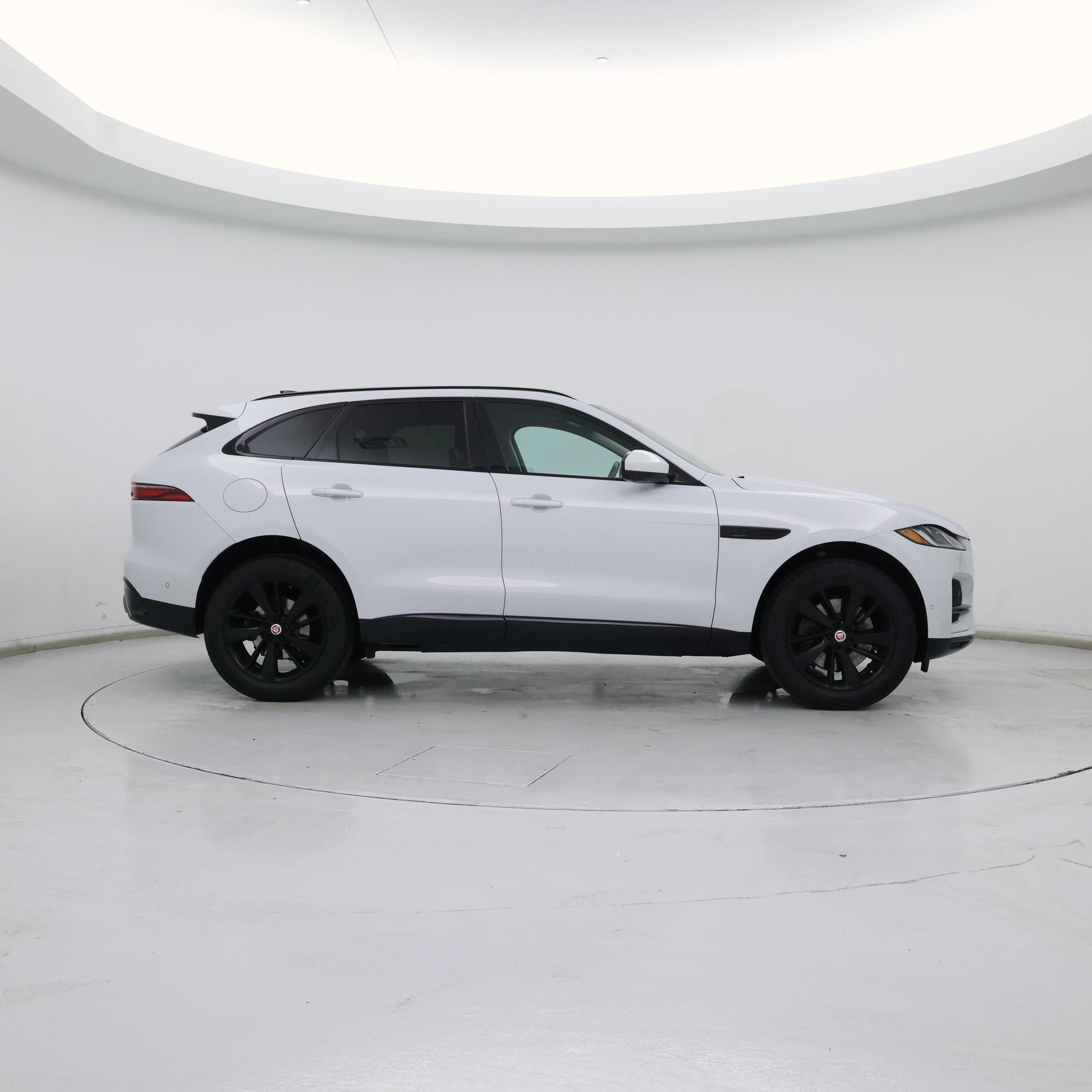 Thumbnail: 2021 Jaguar F-Pace - 7