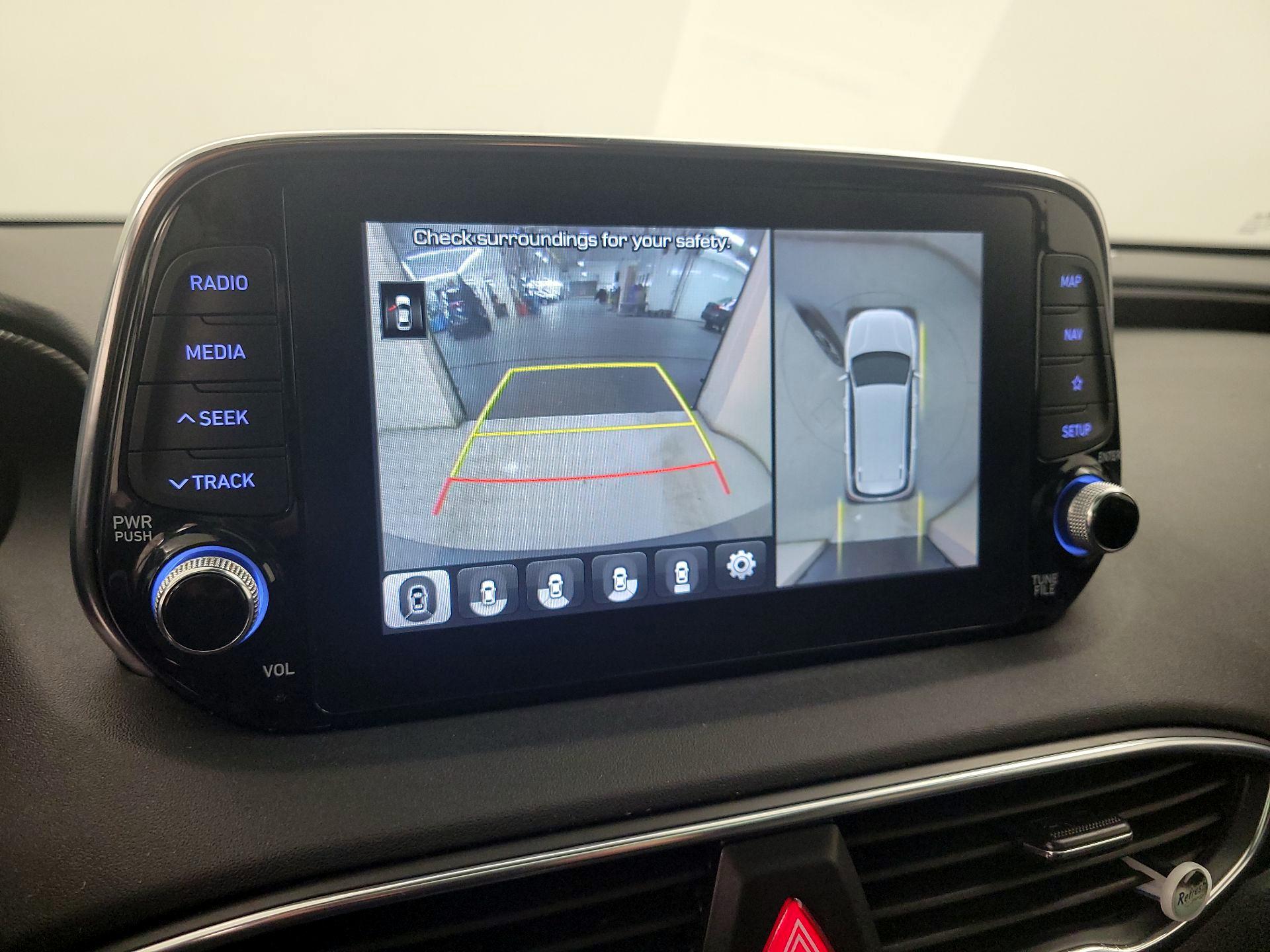 Thumbnail: 2020 Hyundai Santa Fe - 15