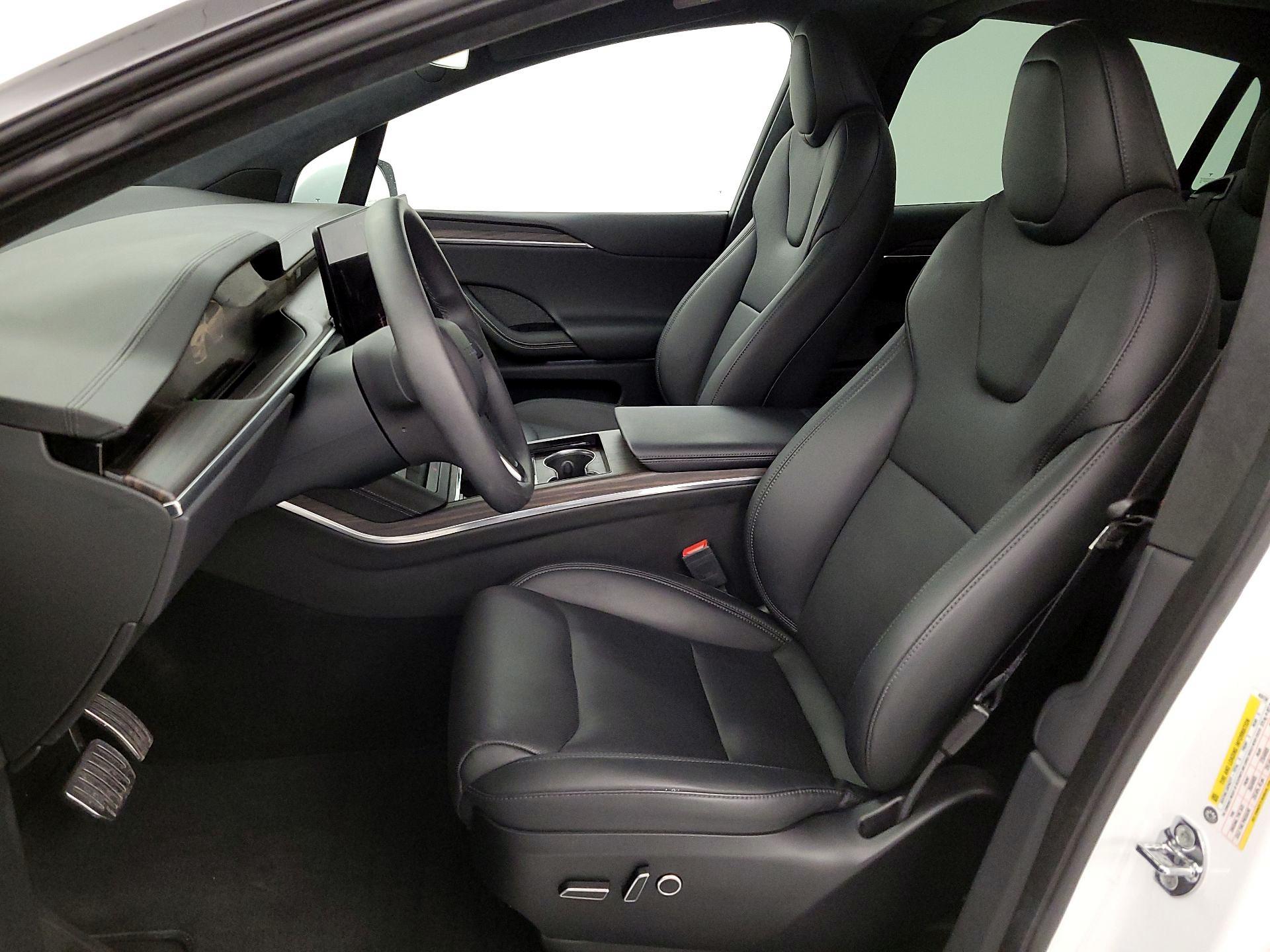 Thumbnail: 2024 Tesla Model X - 11