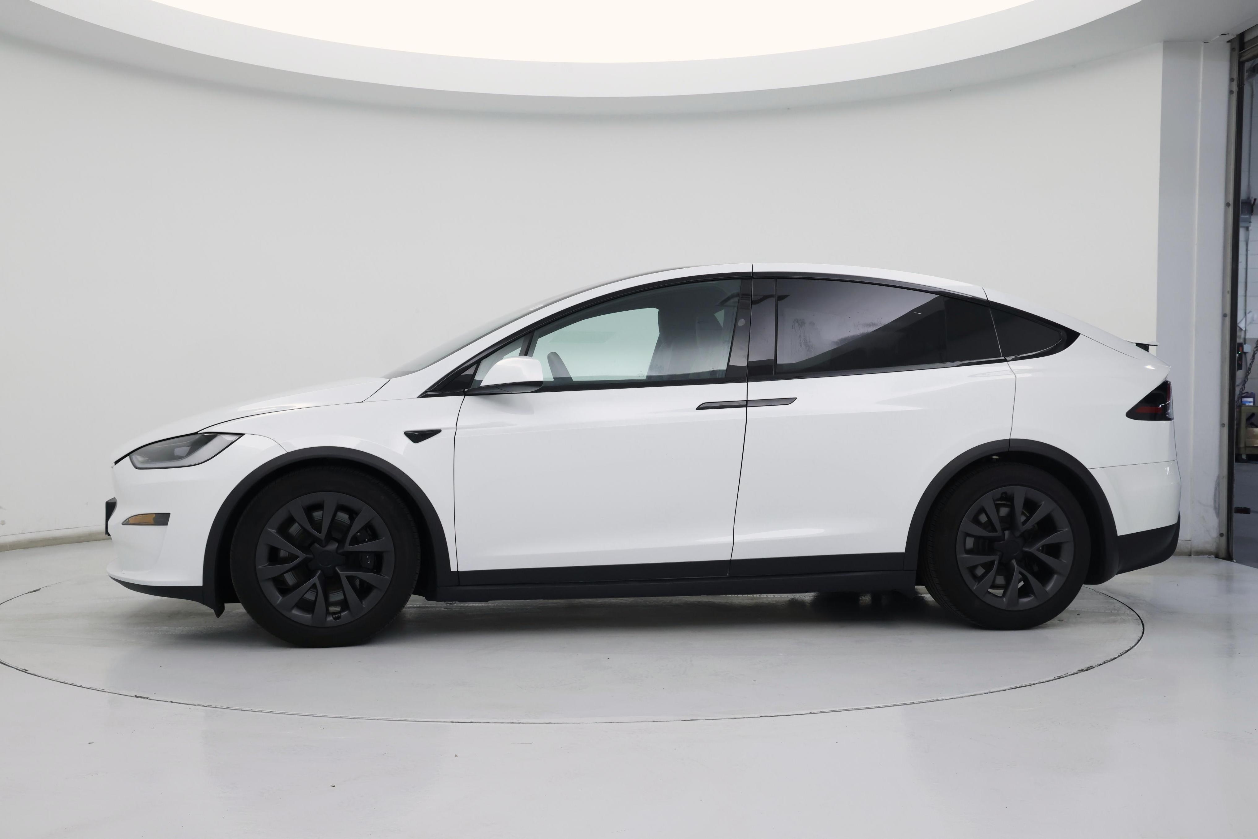 Thumbnail: 2024 Tesla Model X - 3