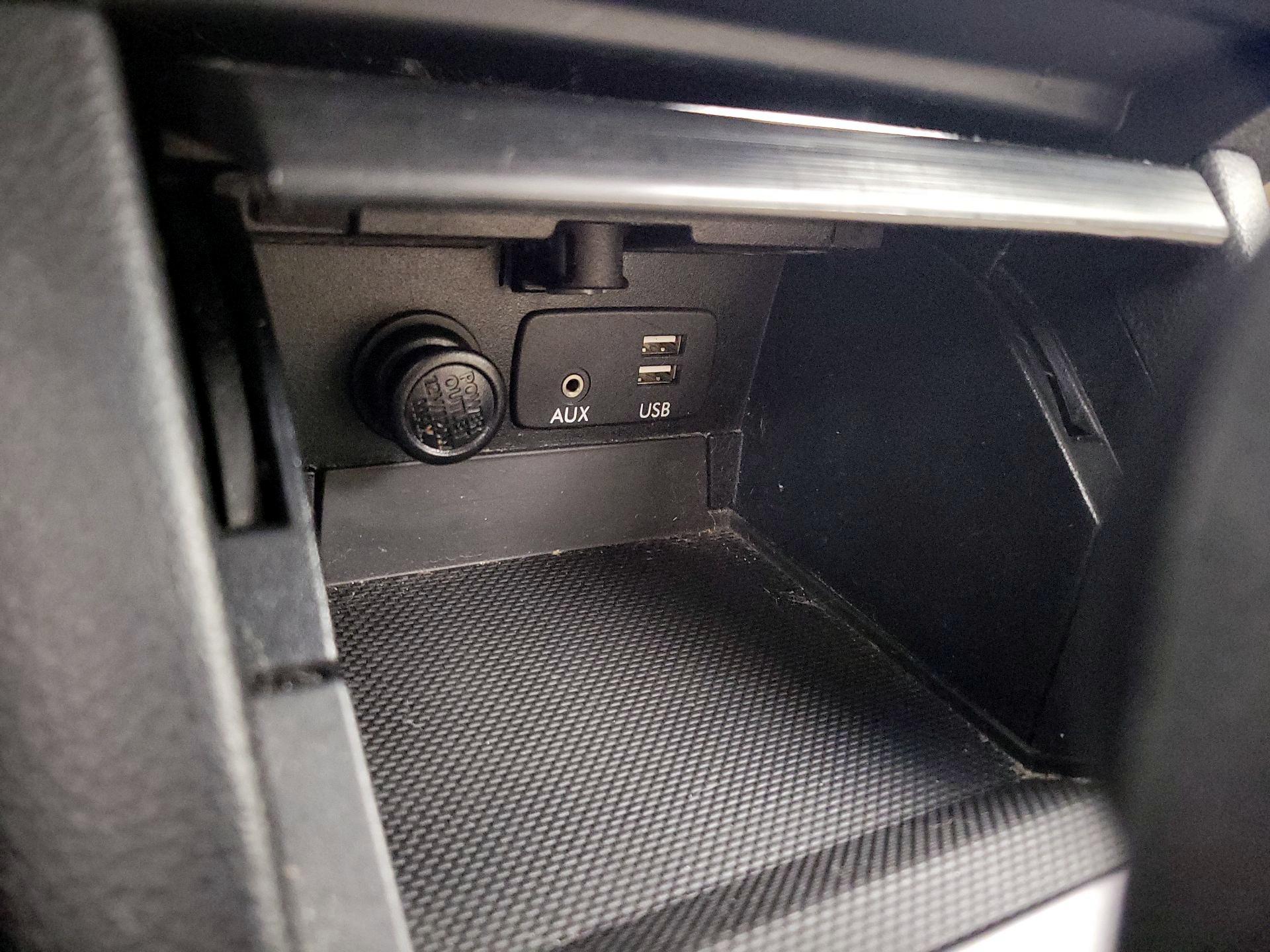 Thumbnail: 2016 Subaru Outback - 18