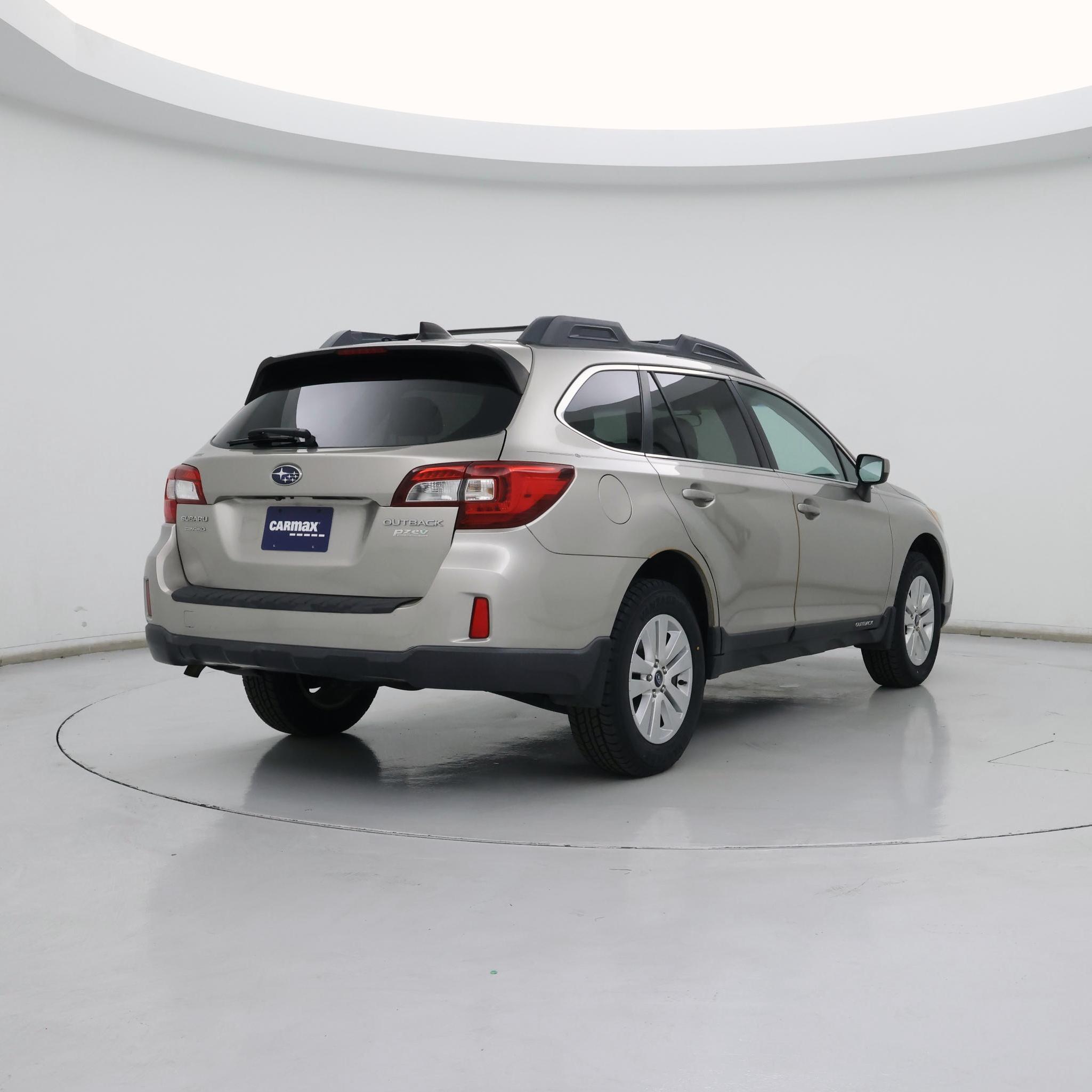 Thumbnail: 2016 Subaru Outback - 8