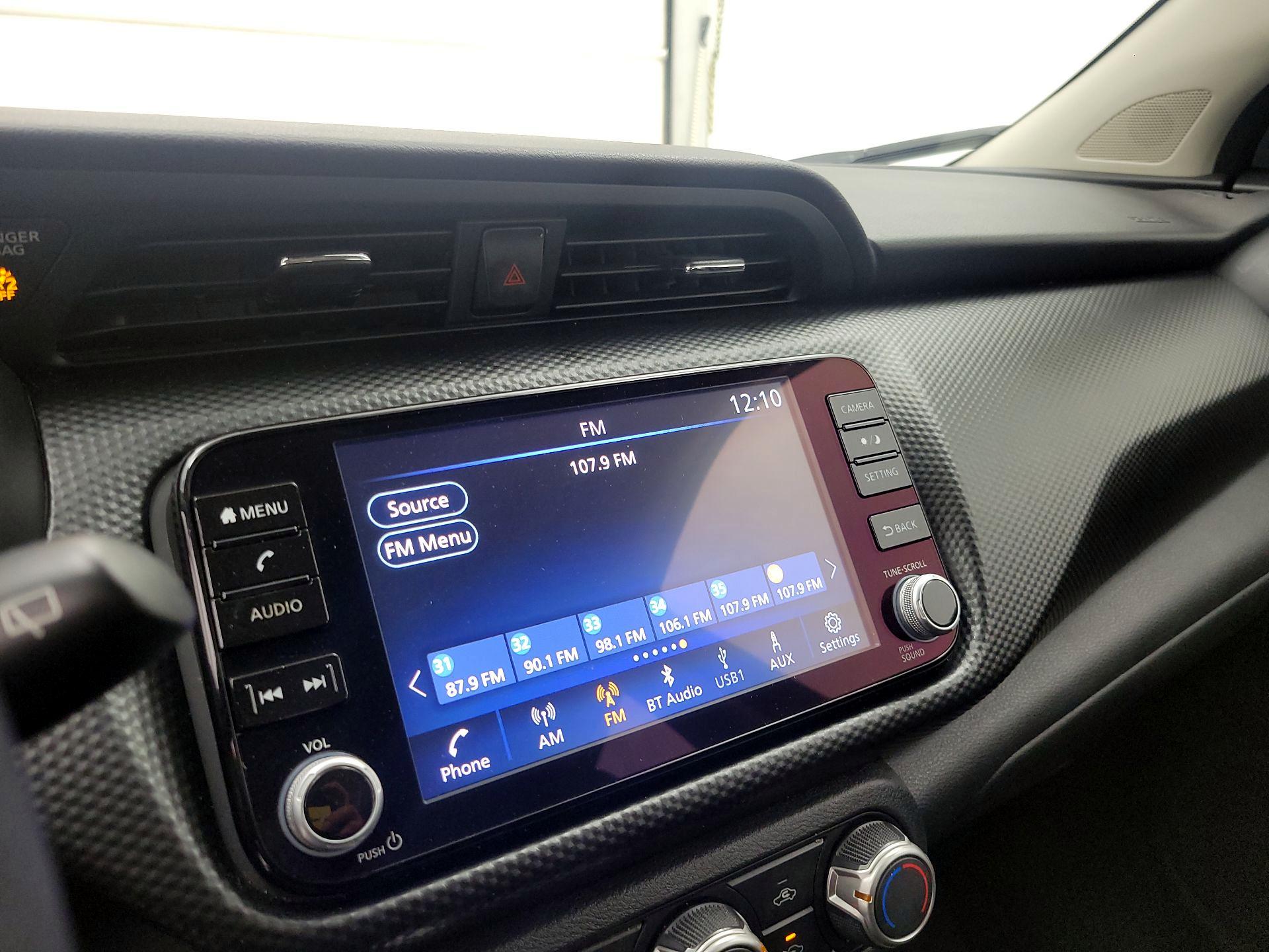 Thumbnail: 2023 Nissan Kicks - 14