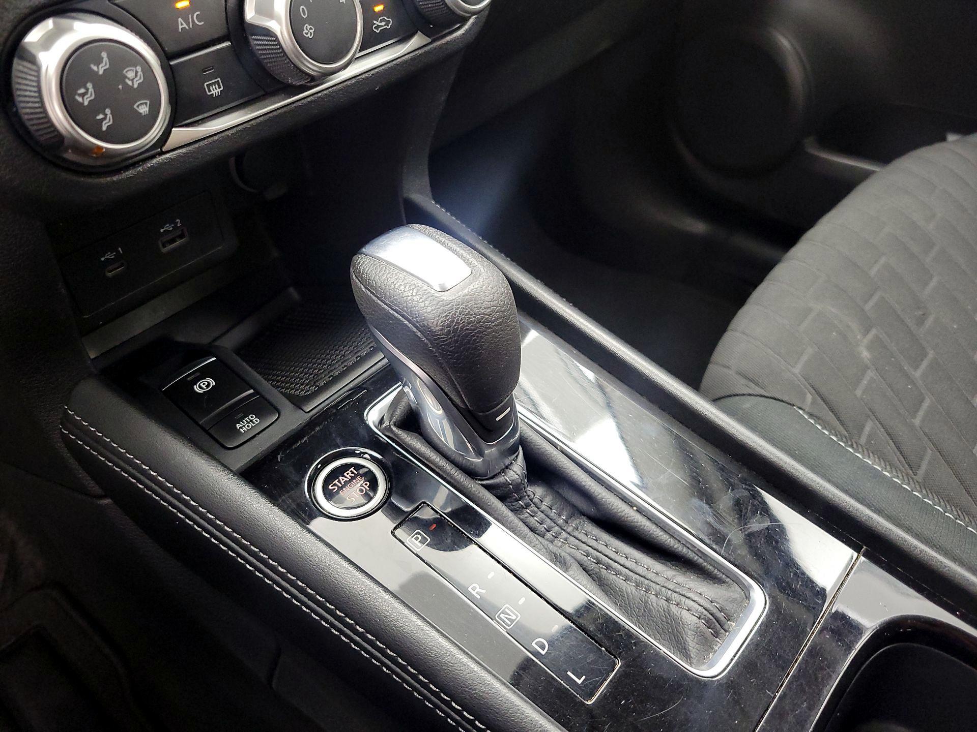 Thumbnail: 2023 Nissan Kicks - 16