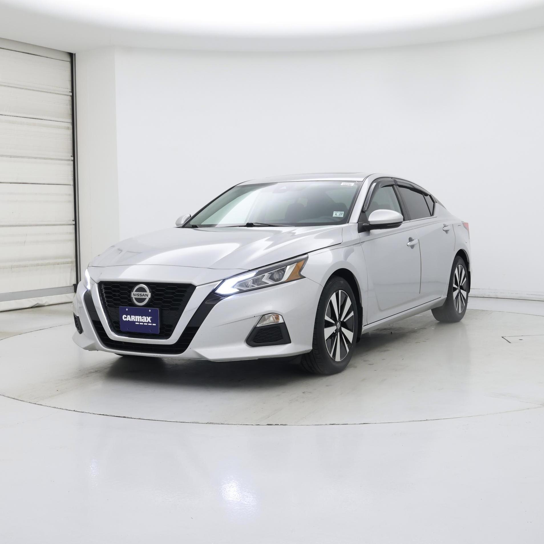 Thumbnail: 2022 Nissan Altima - 4