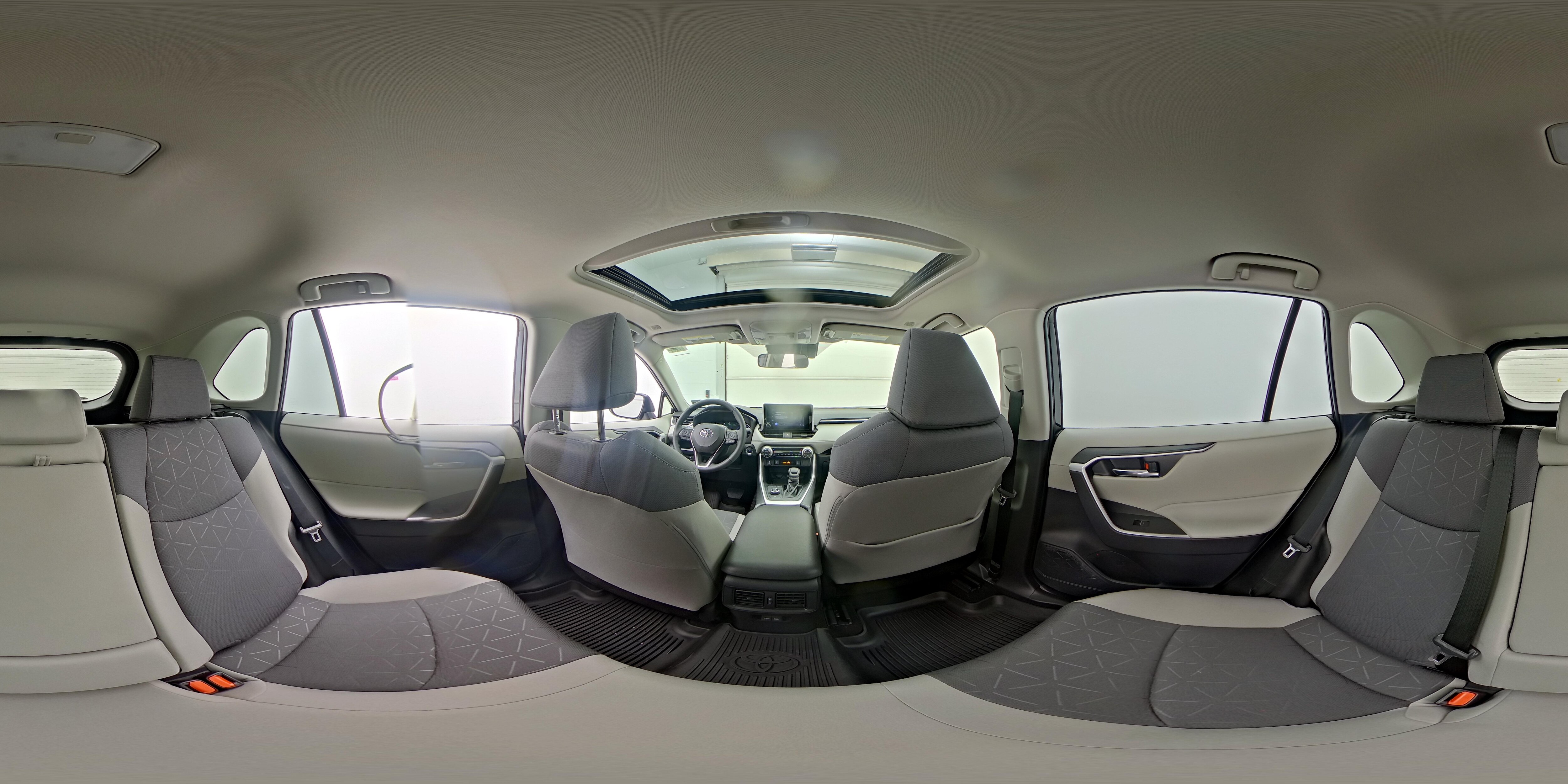 2025 Toyota RAV4 XLE - Photo 26