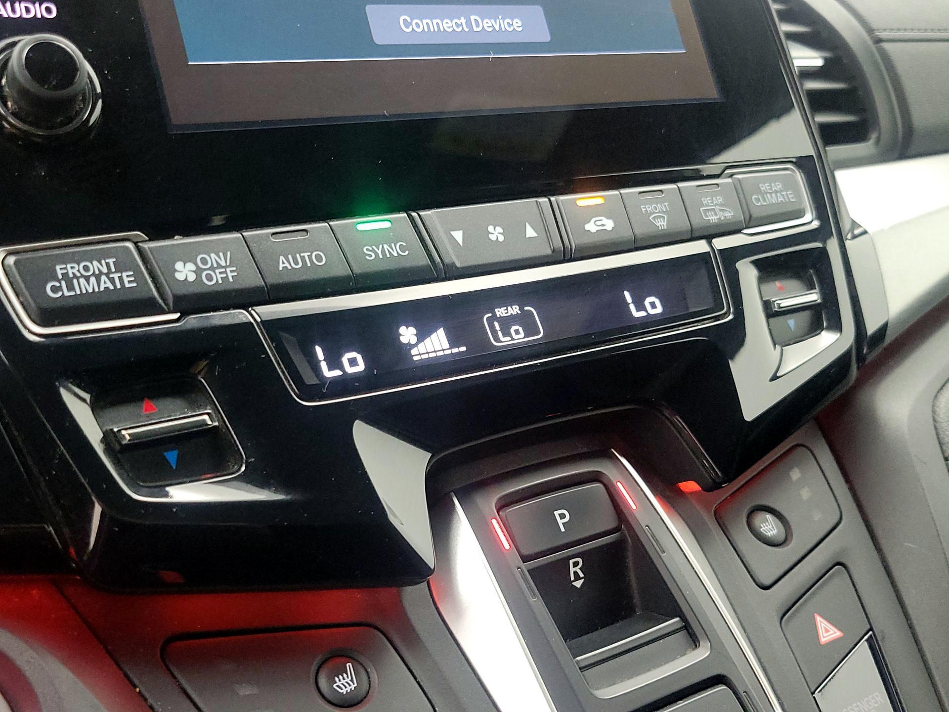 Thumbnail: 2023 Honda Odyssey - 16