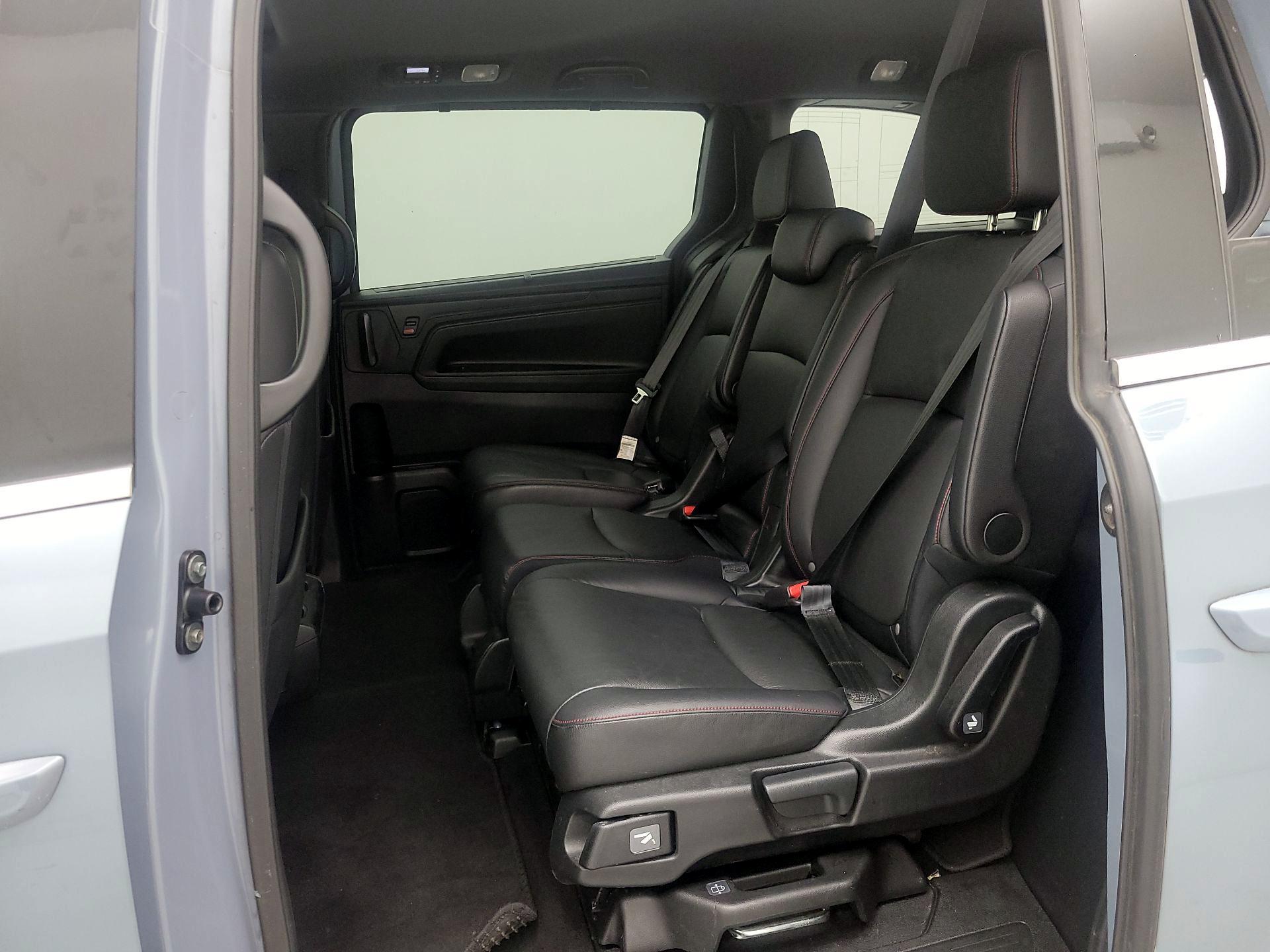 Thumbnail: 2023 Honda Odyssey - 20