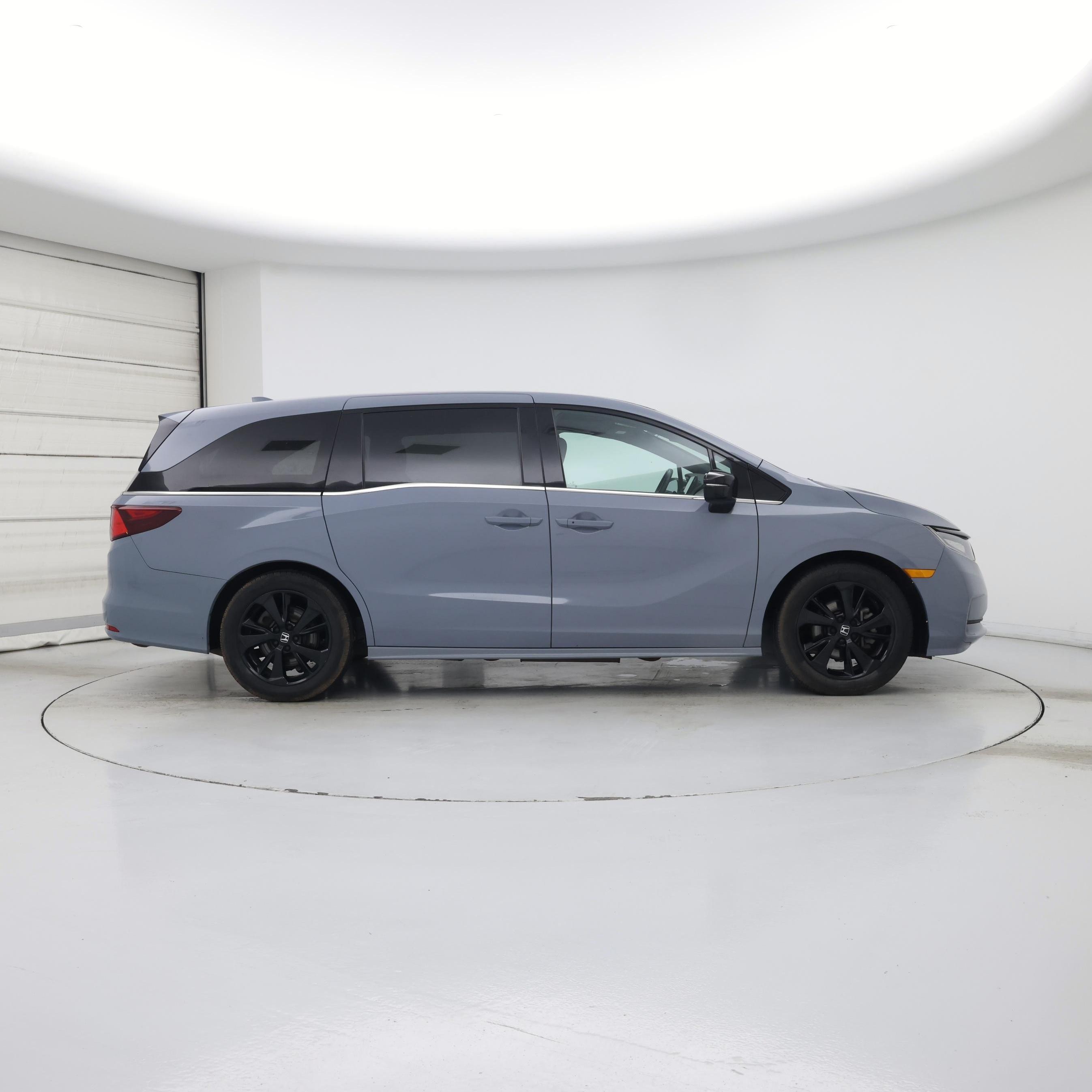 Thumbnail: 2023 Honda Odyssey - 7