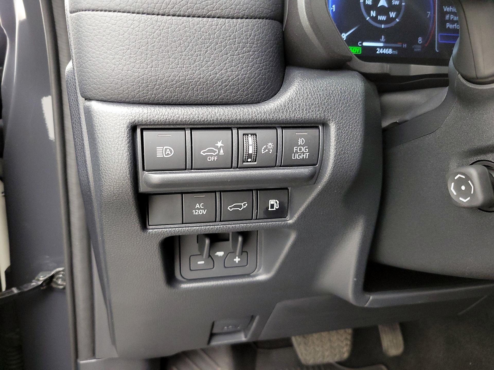 Thumbnail: 2025 Toyota Land Cruiser - 13