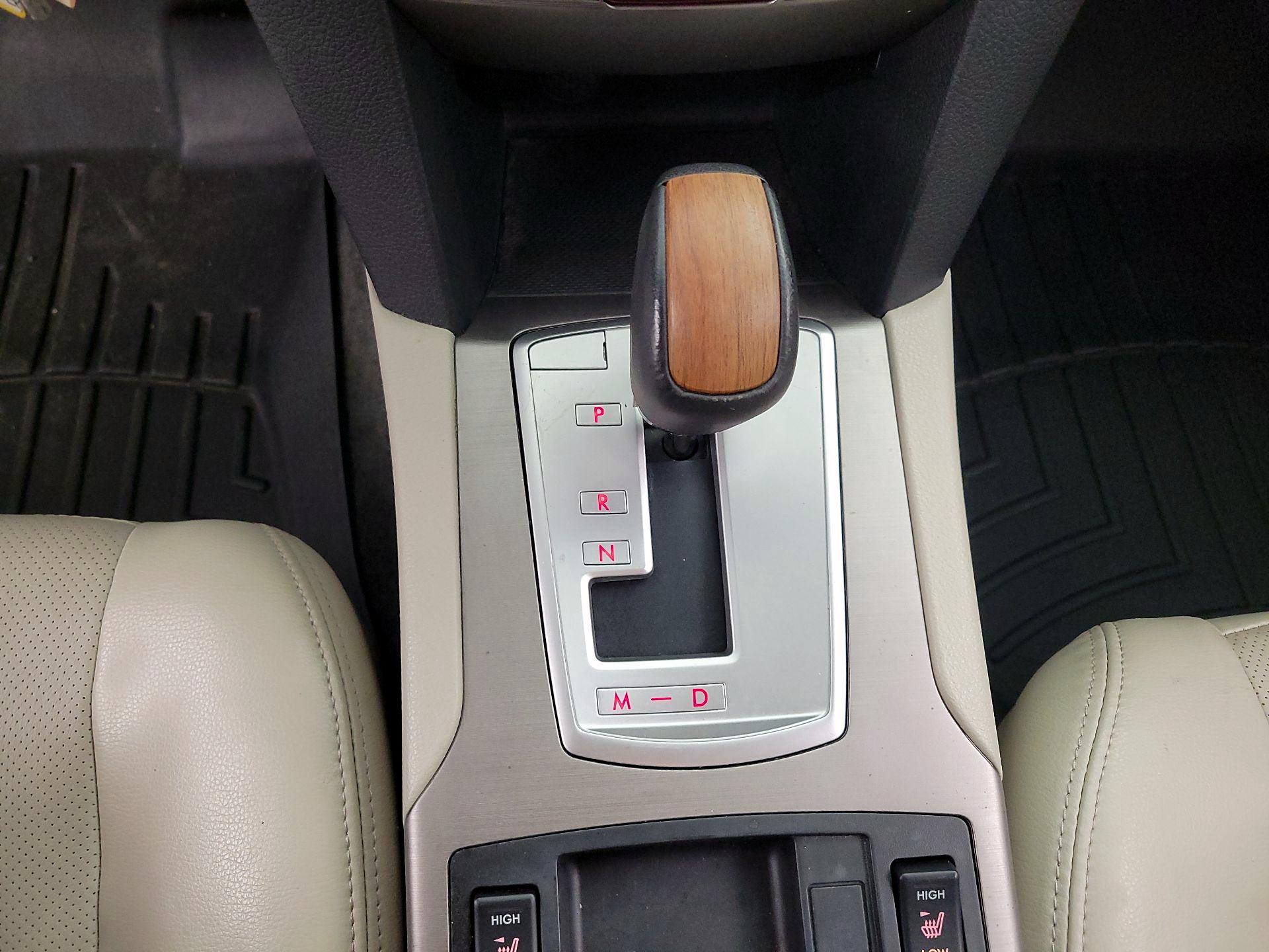 Thumbnail: 2014 Subaru Outback - 17