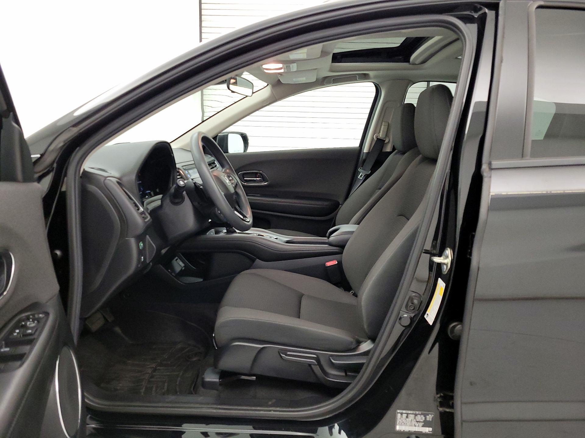 Thumbnail: 2019 Honda HR-V - 11