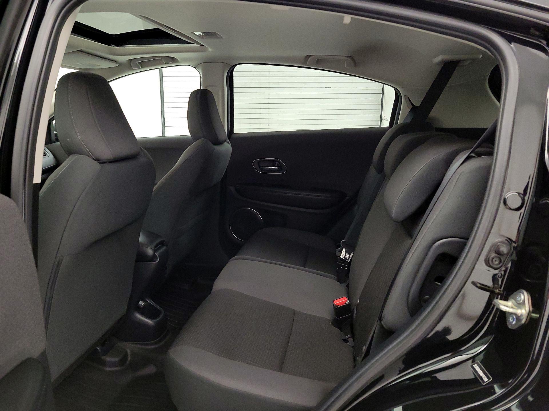 Thumbnail: 2019 Honda HR-V - 20