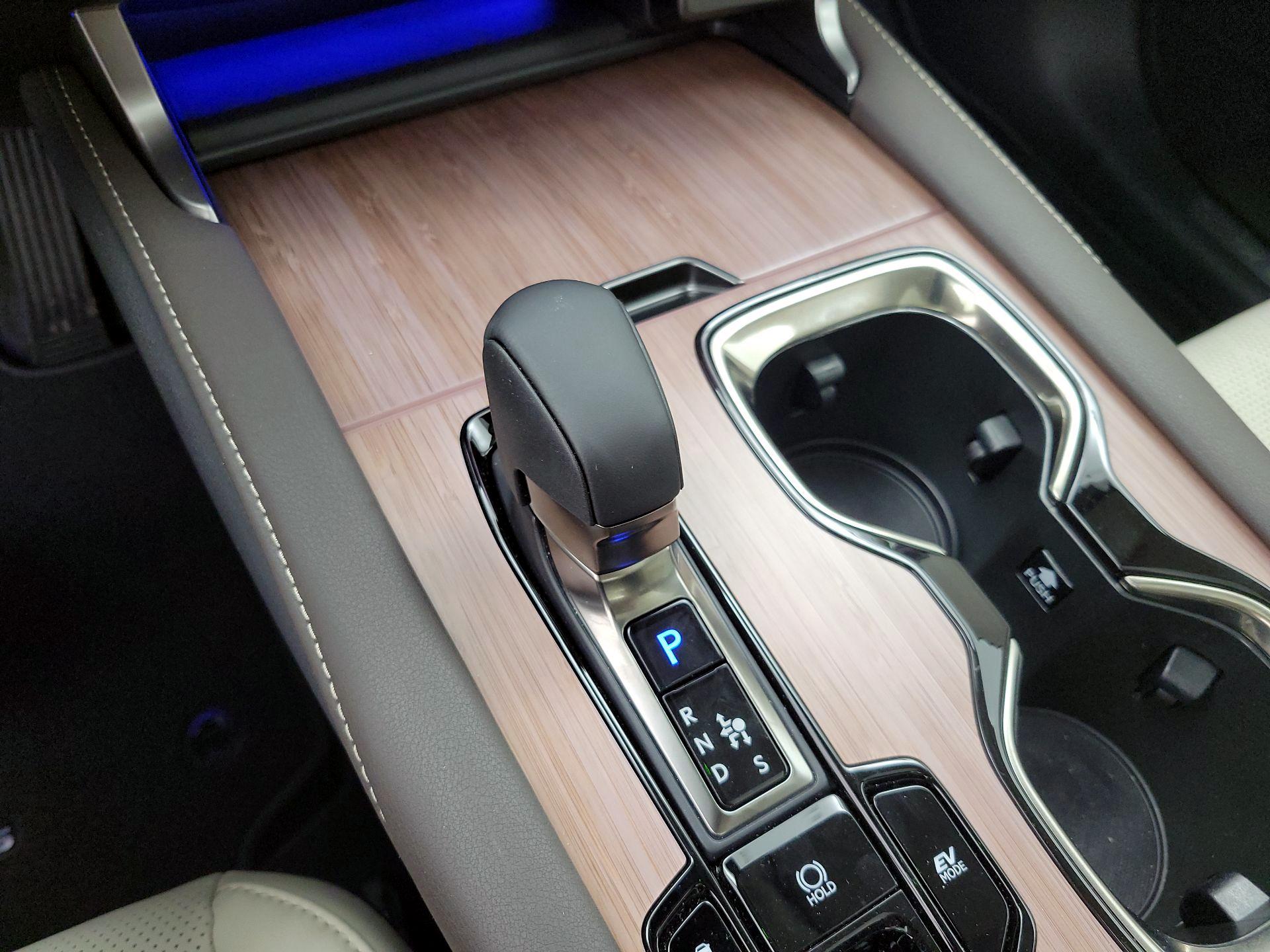 Thumbnail: 2025 Lexus RX - 18