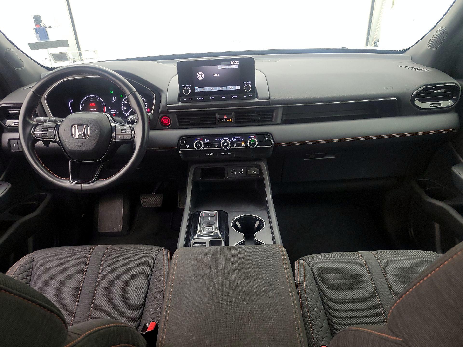 Thumbnail: 2023 Honda Pilot - 9