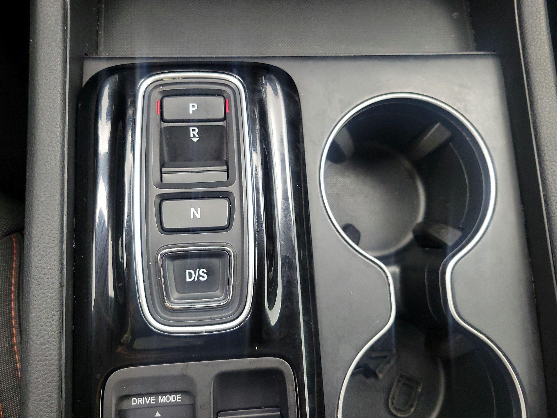 Thumbnail: 2023 Honda Pilot - 17