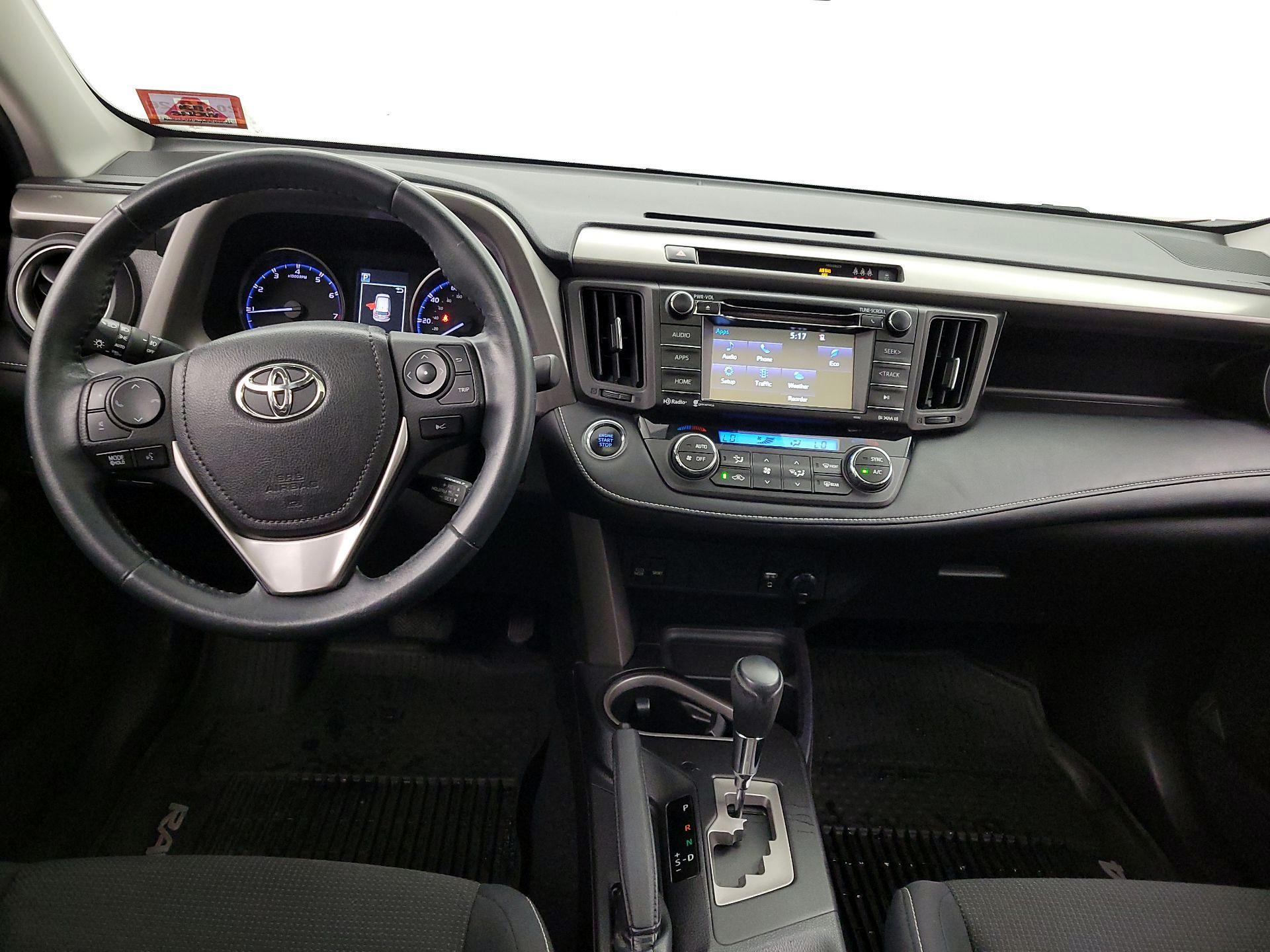 Thumbnail: 2018 Toyota RAV4 - 9