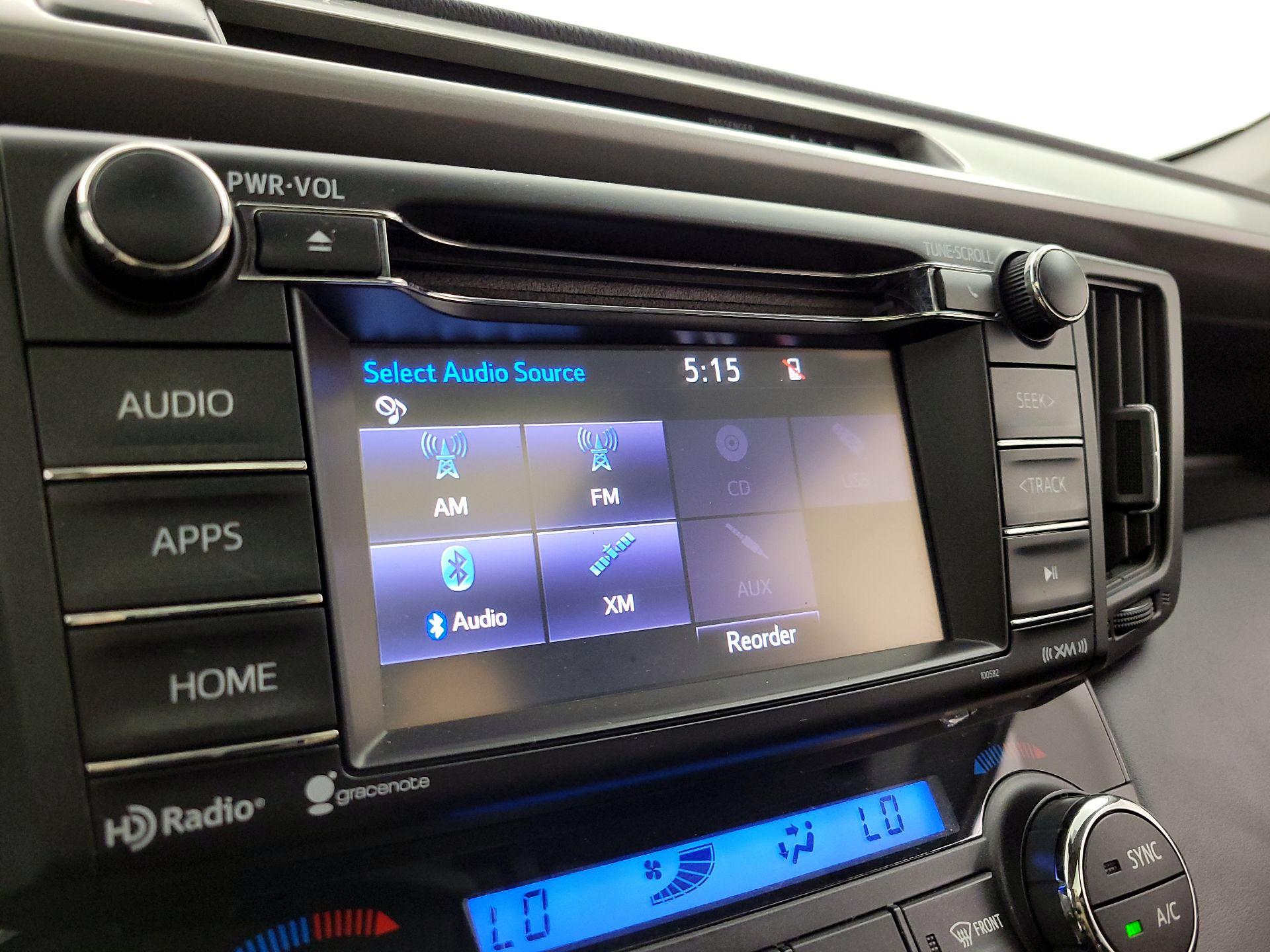 Thumbnail: 2018 Toyota RAV4 - 16