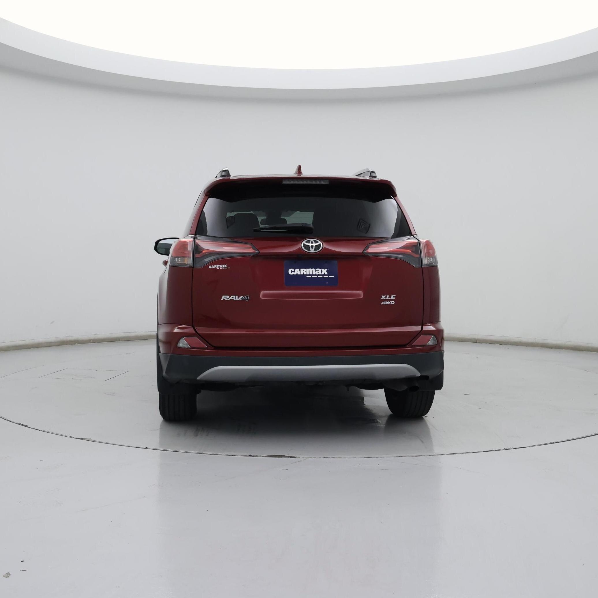 Thumbnail: 2018 Toyota RAV4 - 6