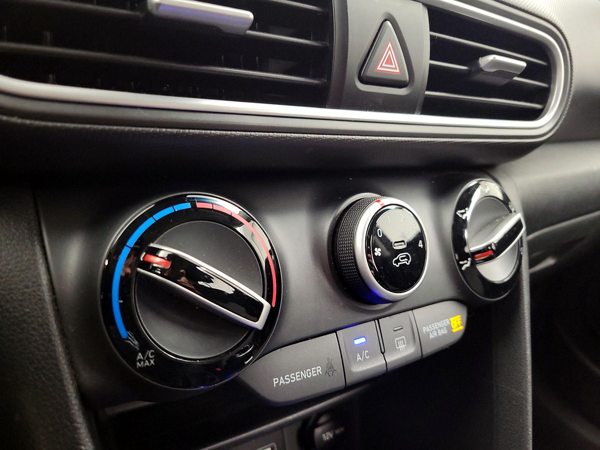 Thumbnail: 2019 Hyundai Kona - 16