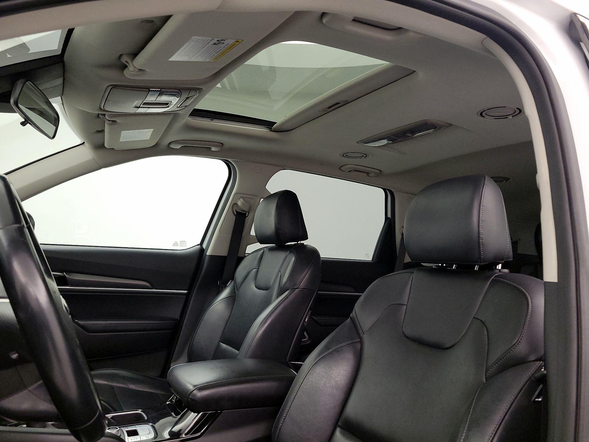 Thumbnail: 2020 Kia Telluride - 20