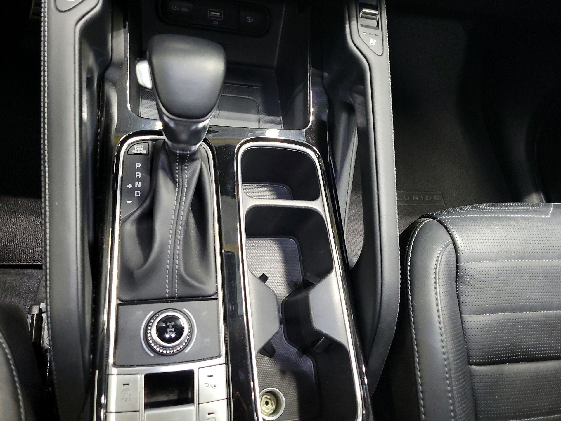 Thumbnail: 2021 Kia Telluride - 18