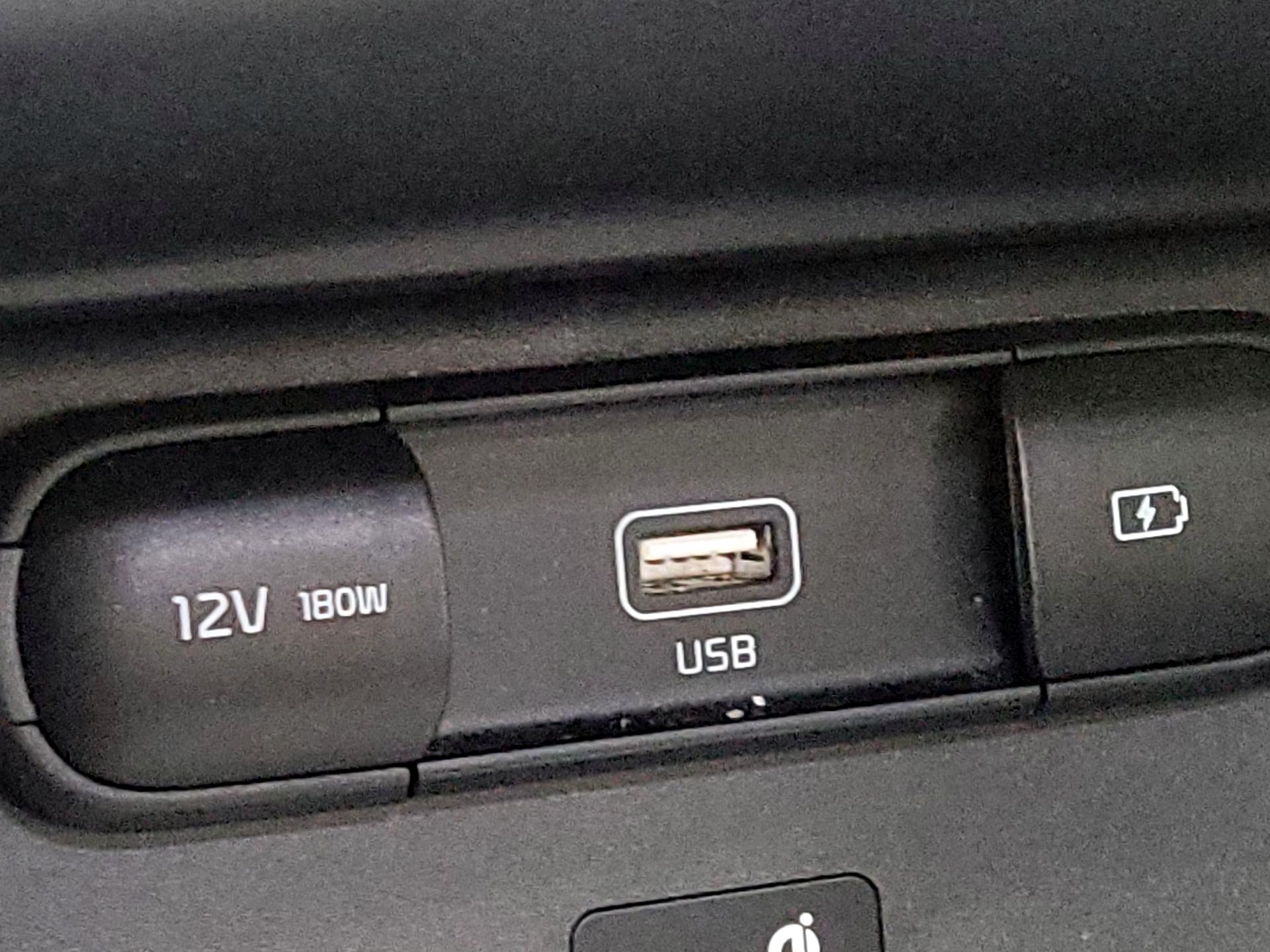 Thumbnail: 2021 Kia Telluride - 19