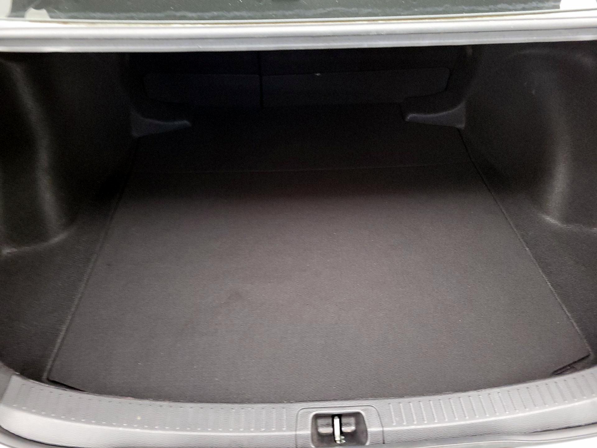 Thumbnail: 2021 Toyota Corolla - 20