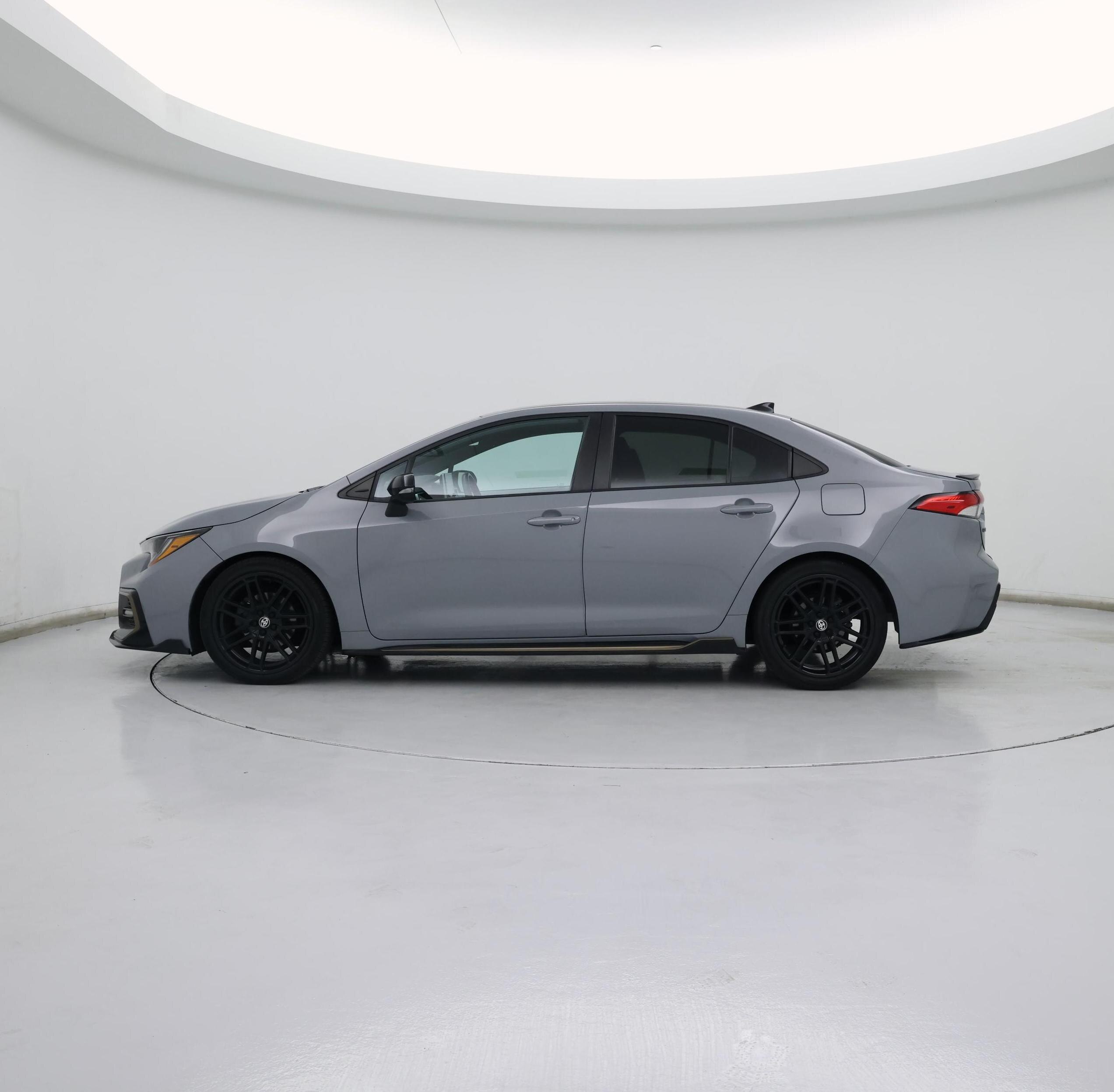 Thumbnail: 2021 Toyota Corolla - 3